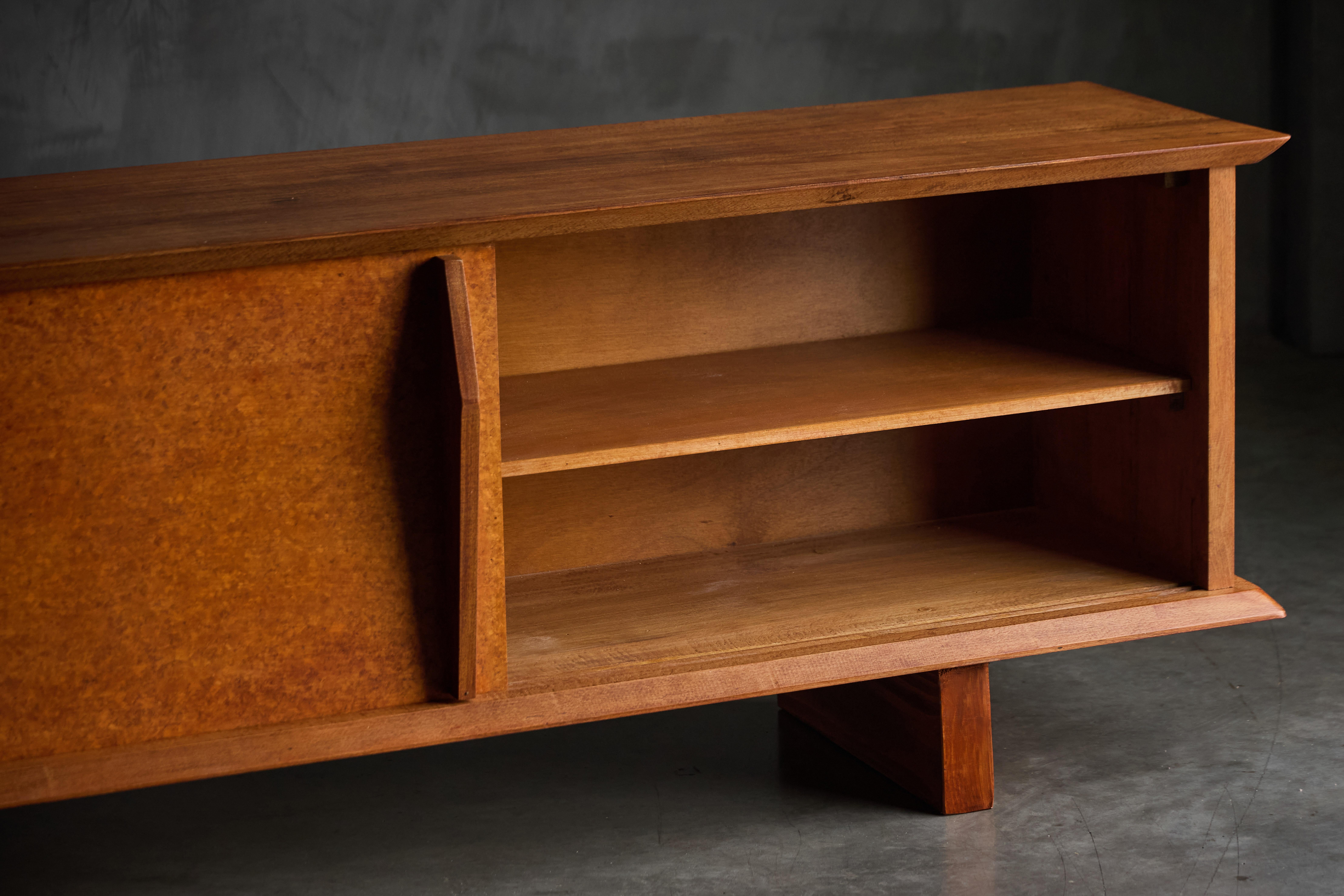 Milieu du XXe siècle Sideboard by Charlotte Perriand & Atelier Jean Prouvé, France, 1954 en vente