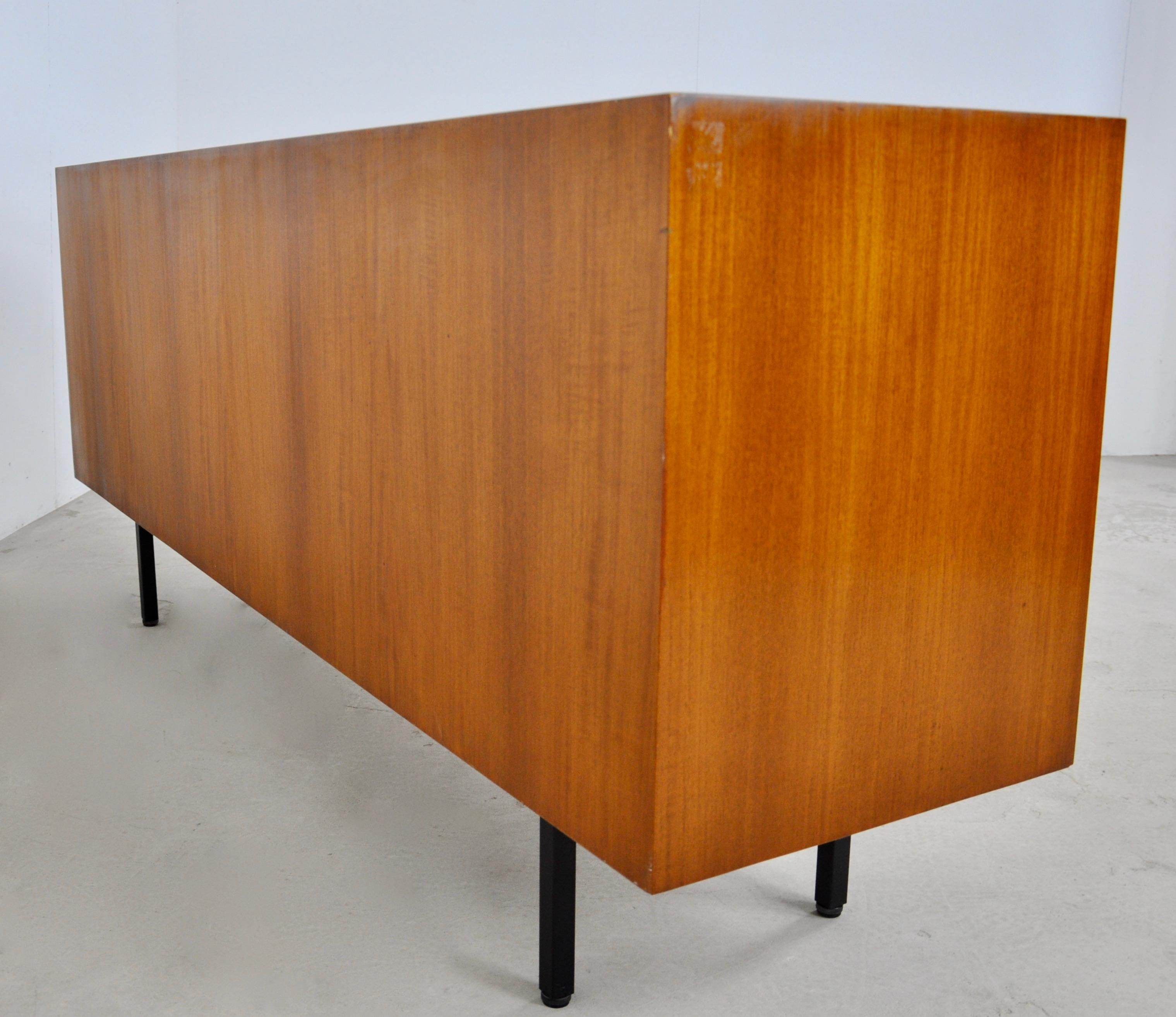 Sideboard by Florence Knoll Bassett for Knoll Inc, 1960s In Good Condition In Lasne, BE