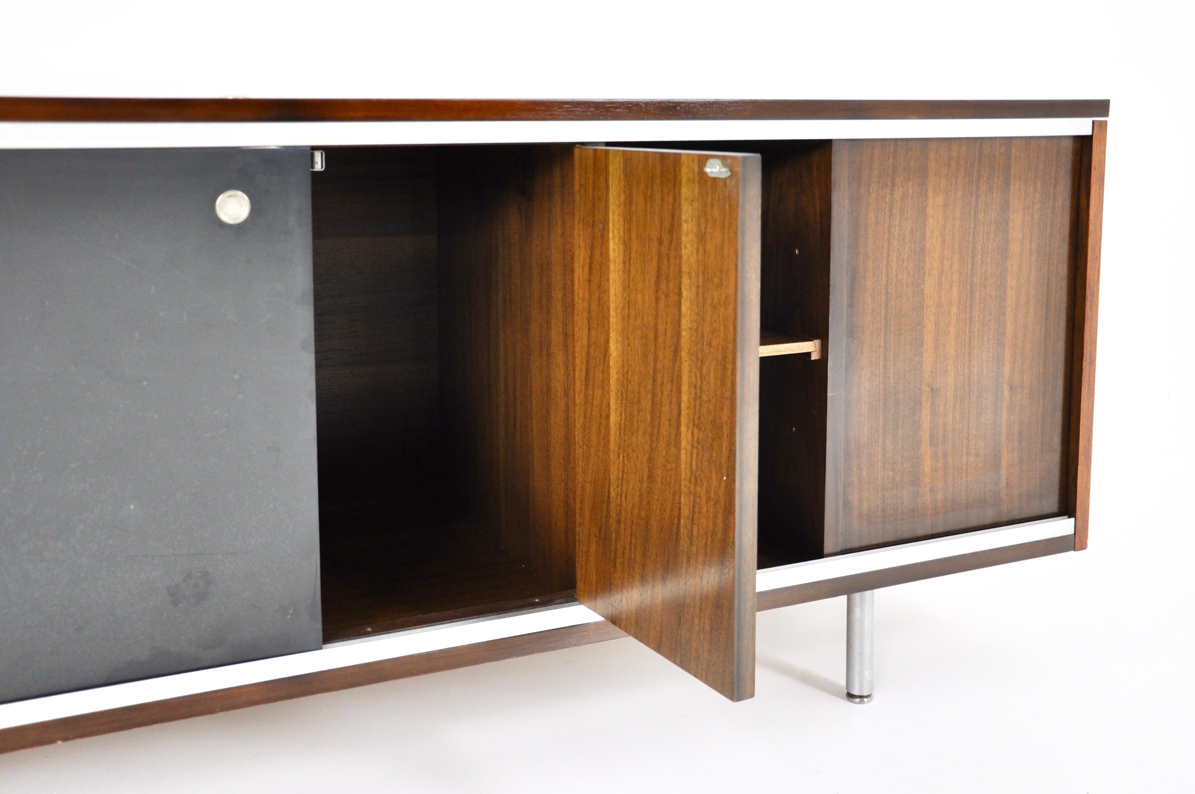 Aparador de George Nelson para Herman Miller, años 70 en venta 3