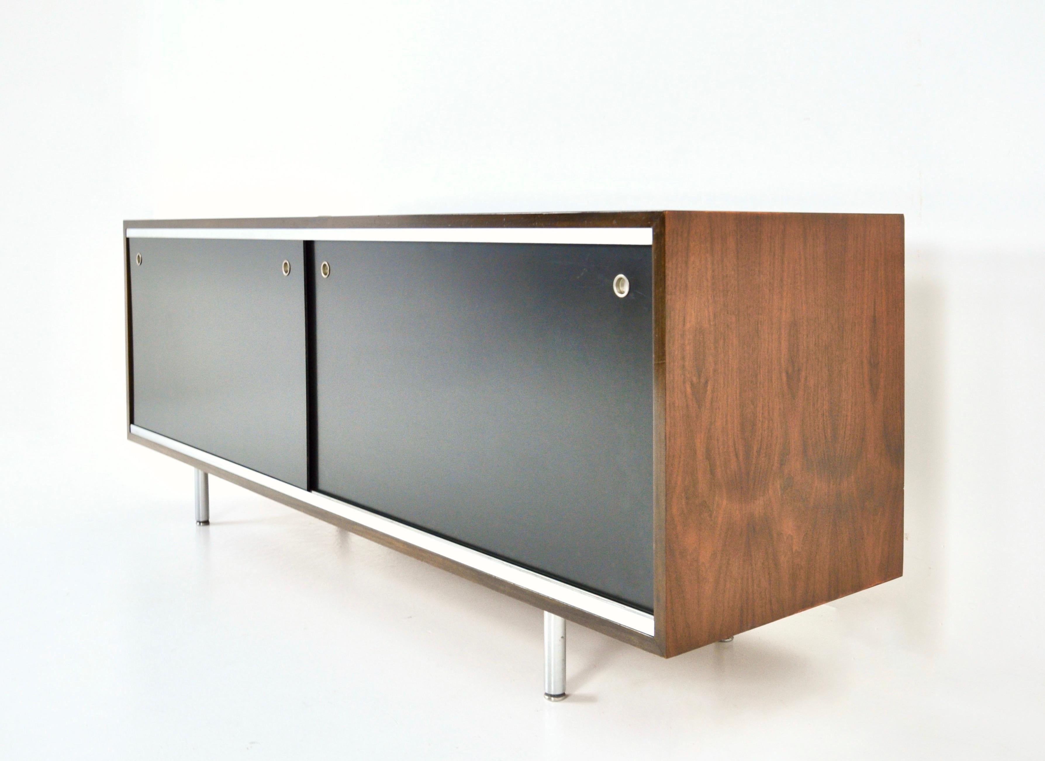 Sideboard von George Nelson für Herman Miller, 1970er-Jahre im Zustand „Gut“ im Angebot in bruxelles, BE