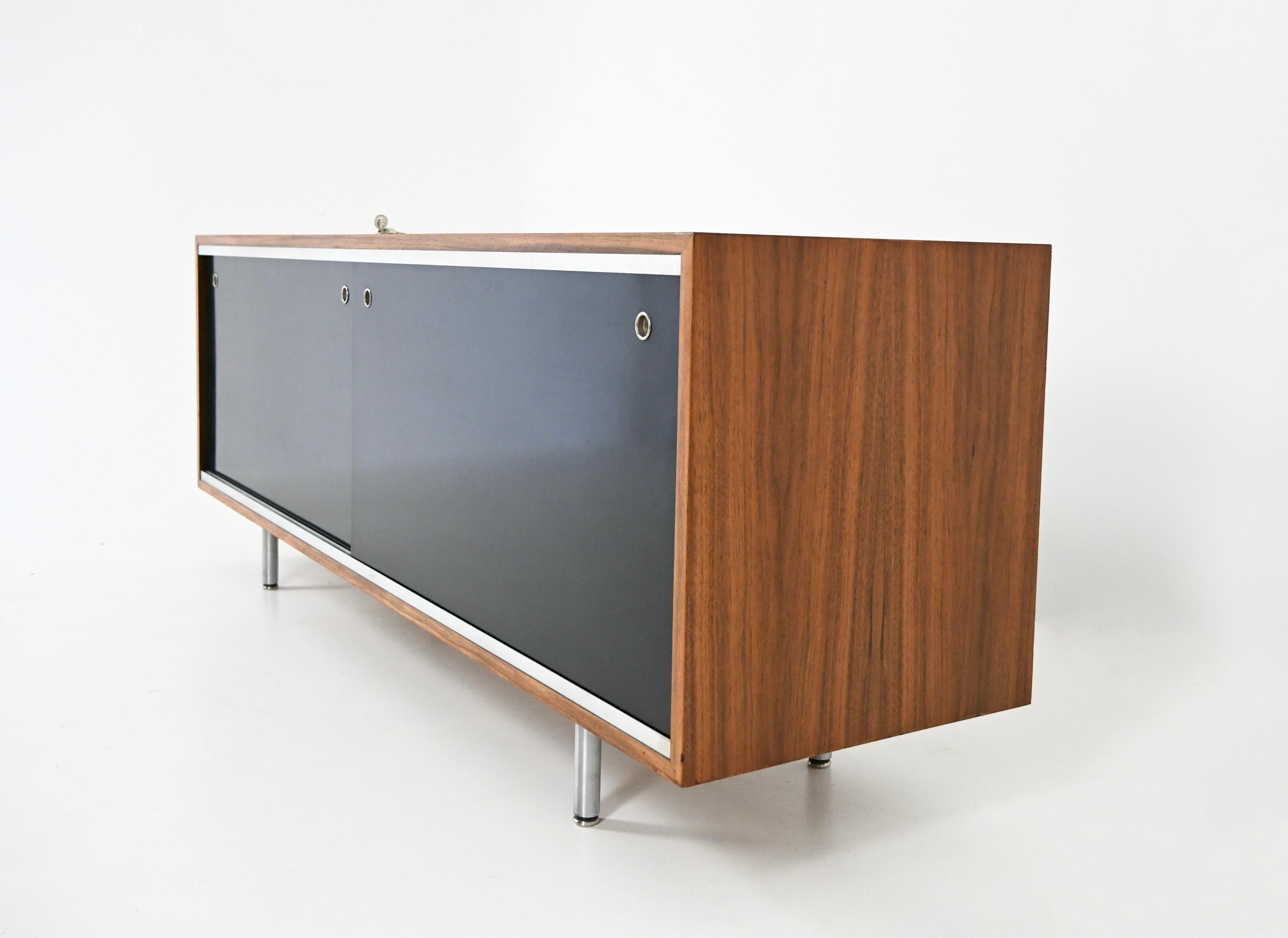 Sideboard by George Nelson for Herman Miller, 1970s Bon état - En vente à bruxelles, BE