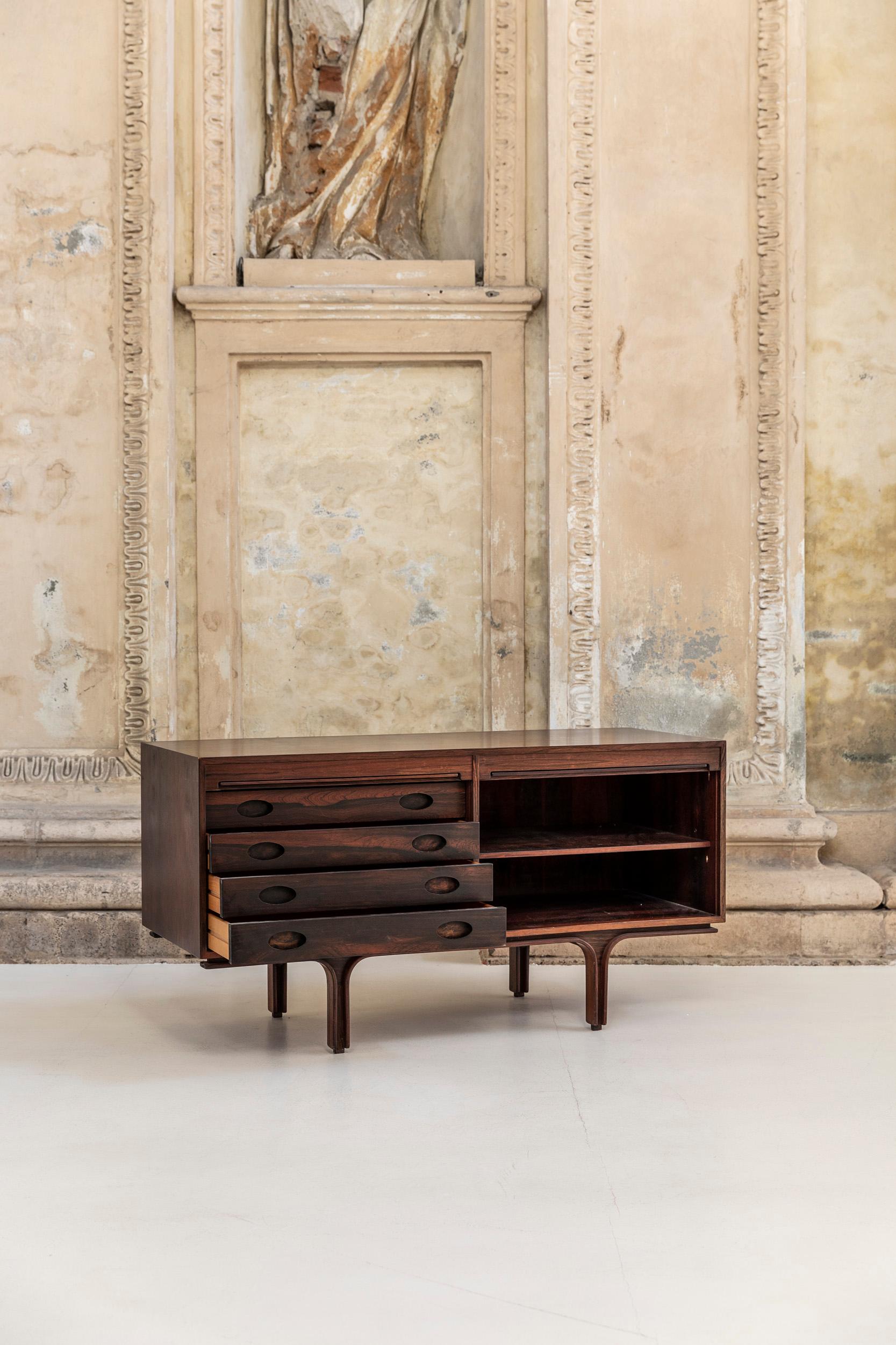 Sideboard by Gianfranco Frattini for Bernini In Excellent Condition In Piacenza, Italy