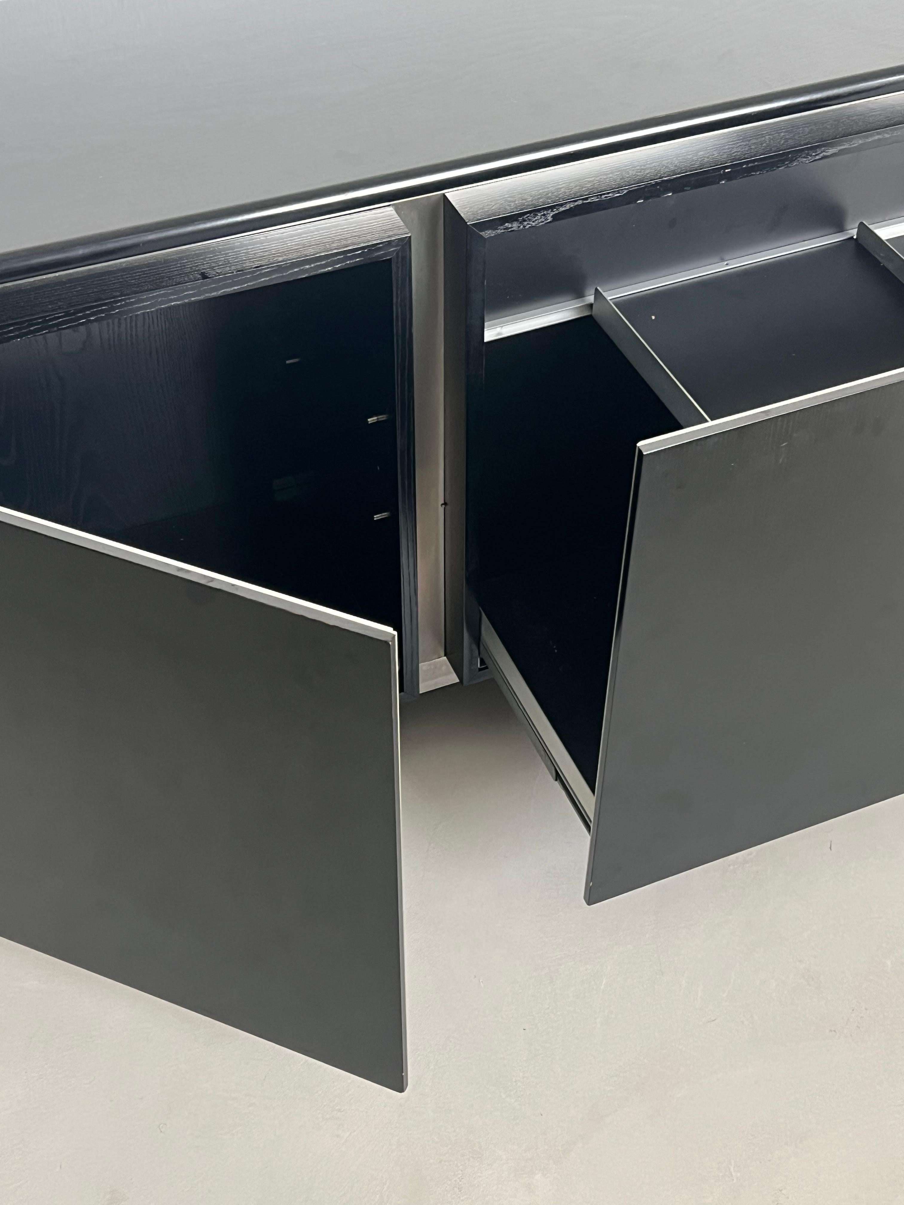 Amazing Sideboard / Bar Cabinet by Giotto Stoppino for Acerbis 1970's For Sale 11