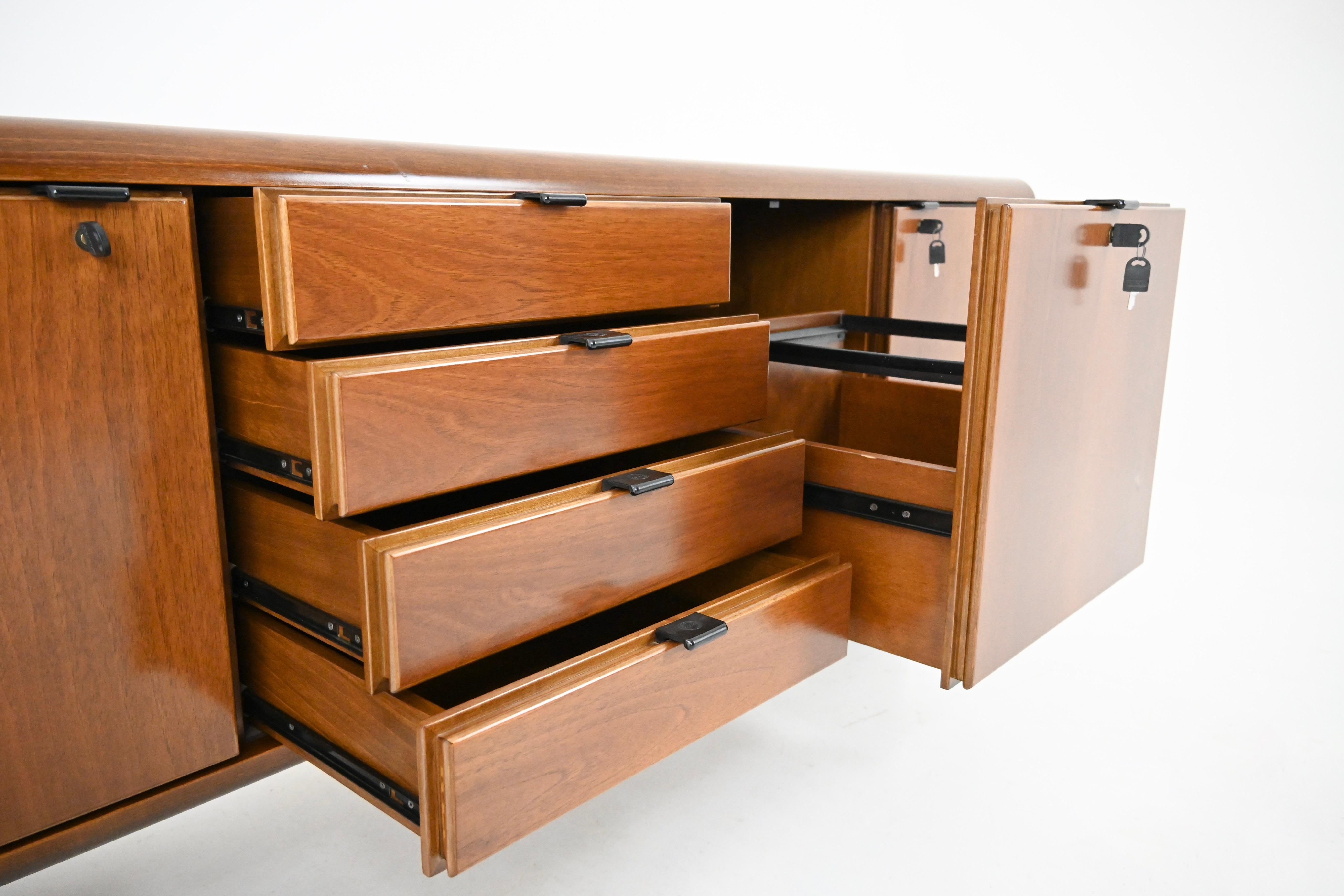 Aparador de Hans Von Klier para Skipper, década de 1970 en venta 3