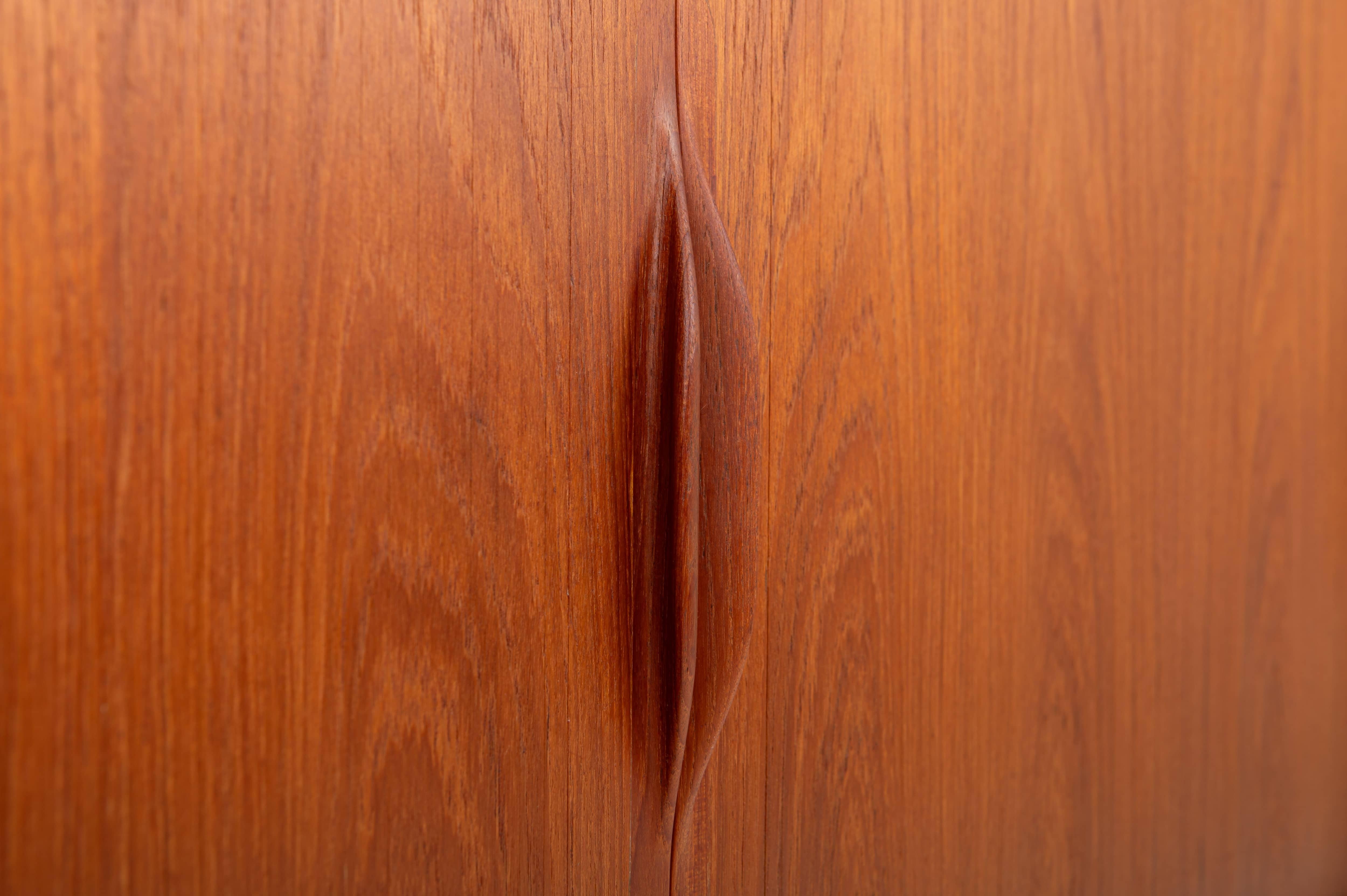 Credenza di Johannes Andersen per Uldum Møbelfabrik, Danimarca 1960 In condizioni buone in vendita a Ranst, VAN