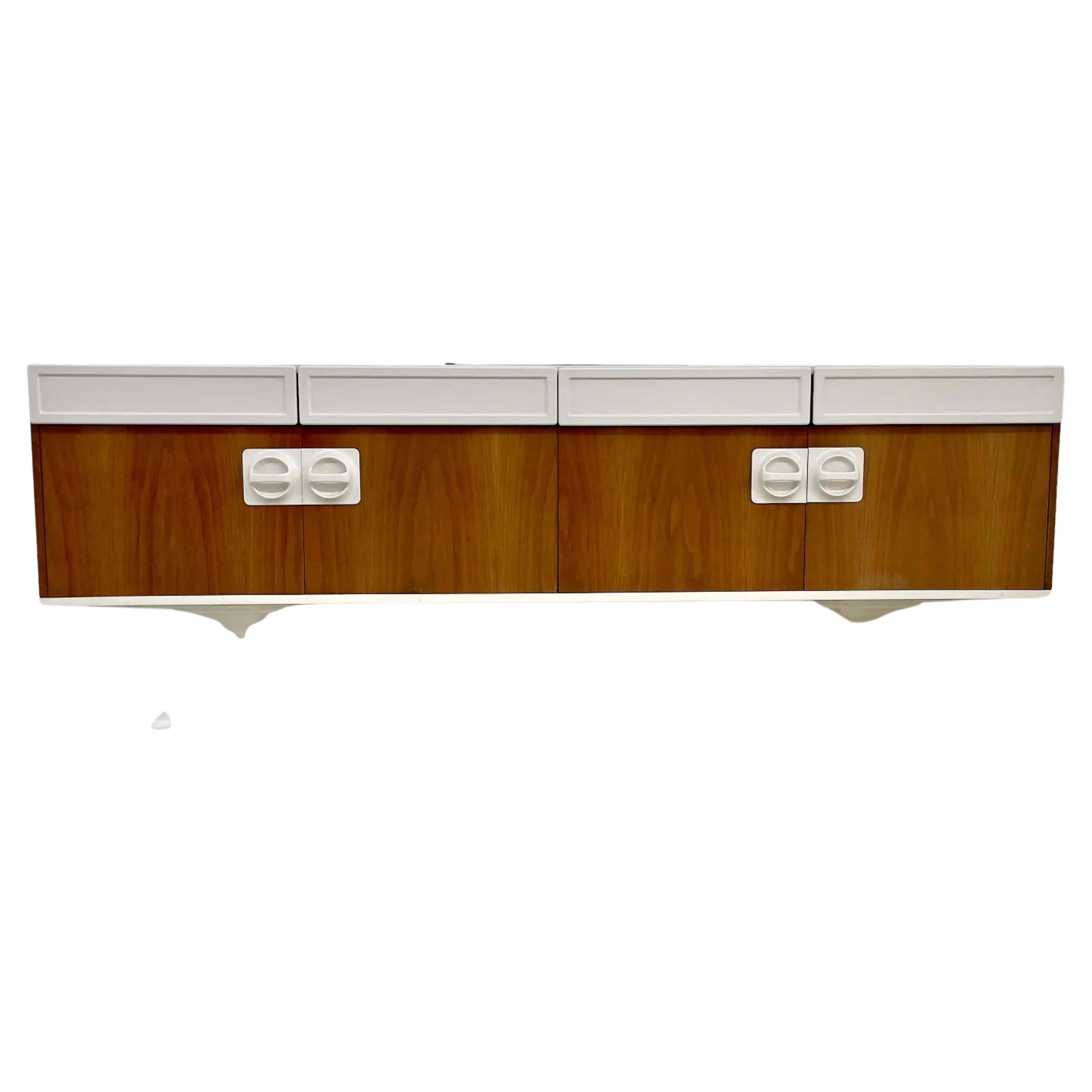 Luigi Sormani Space Age sideboard in white lacquered wood, Wallnut wood and acrylic for SORMANI production. 1970s.
Rare large dimensions for this model Width cm 226 Depth cm 44 Height cm 82 
Condition:
Good original vintage condition Patina of