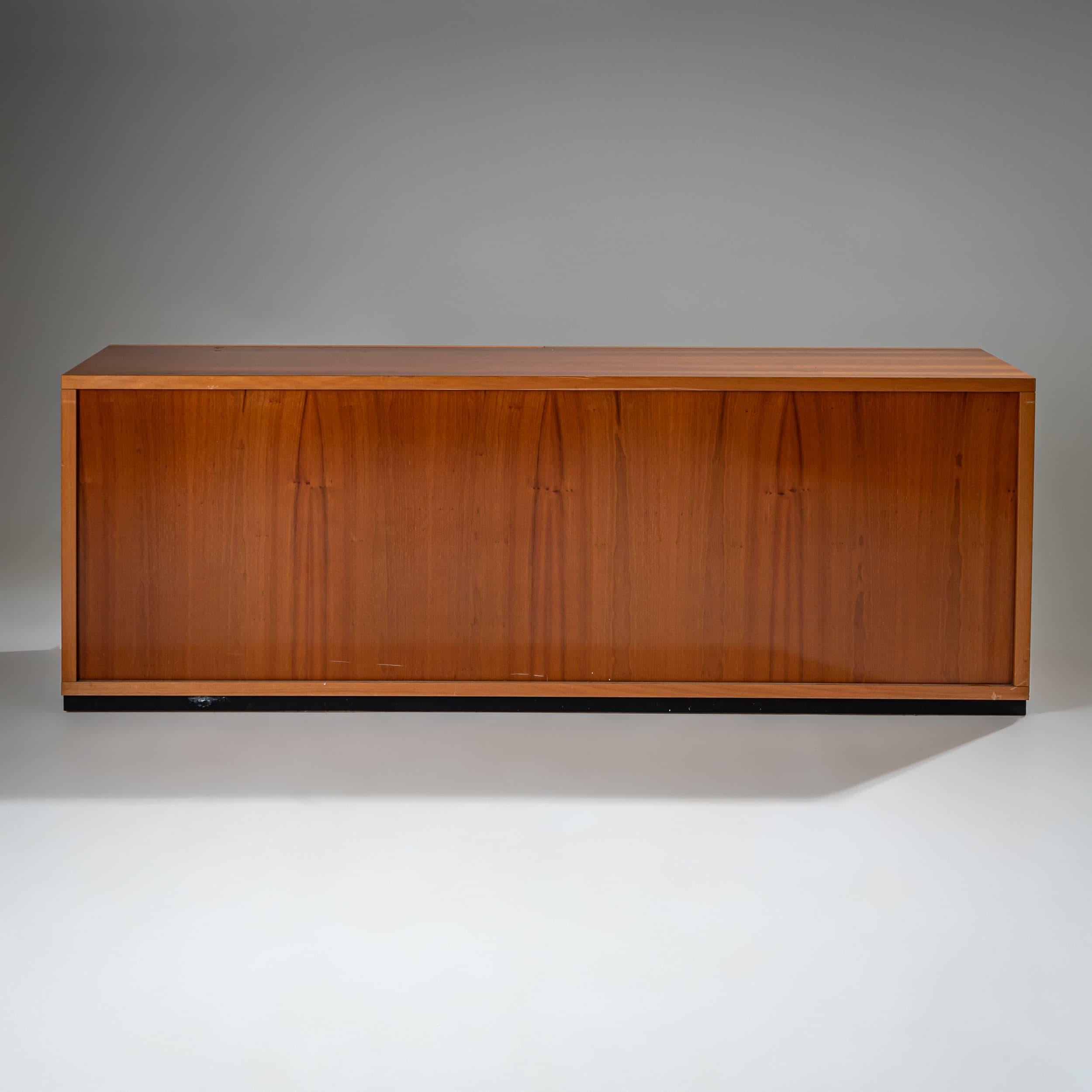 Aparador by Mobili i Caccia alla Volpe, Italia, 1970s en venta 2