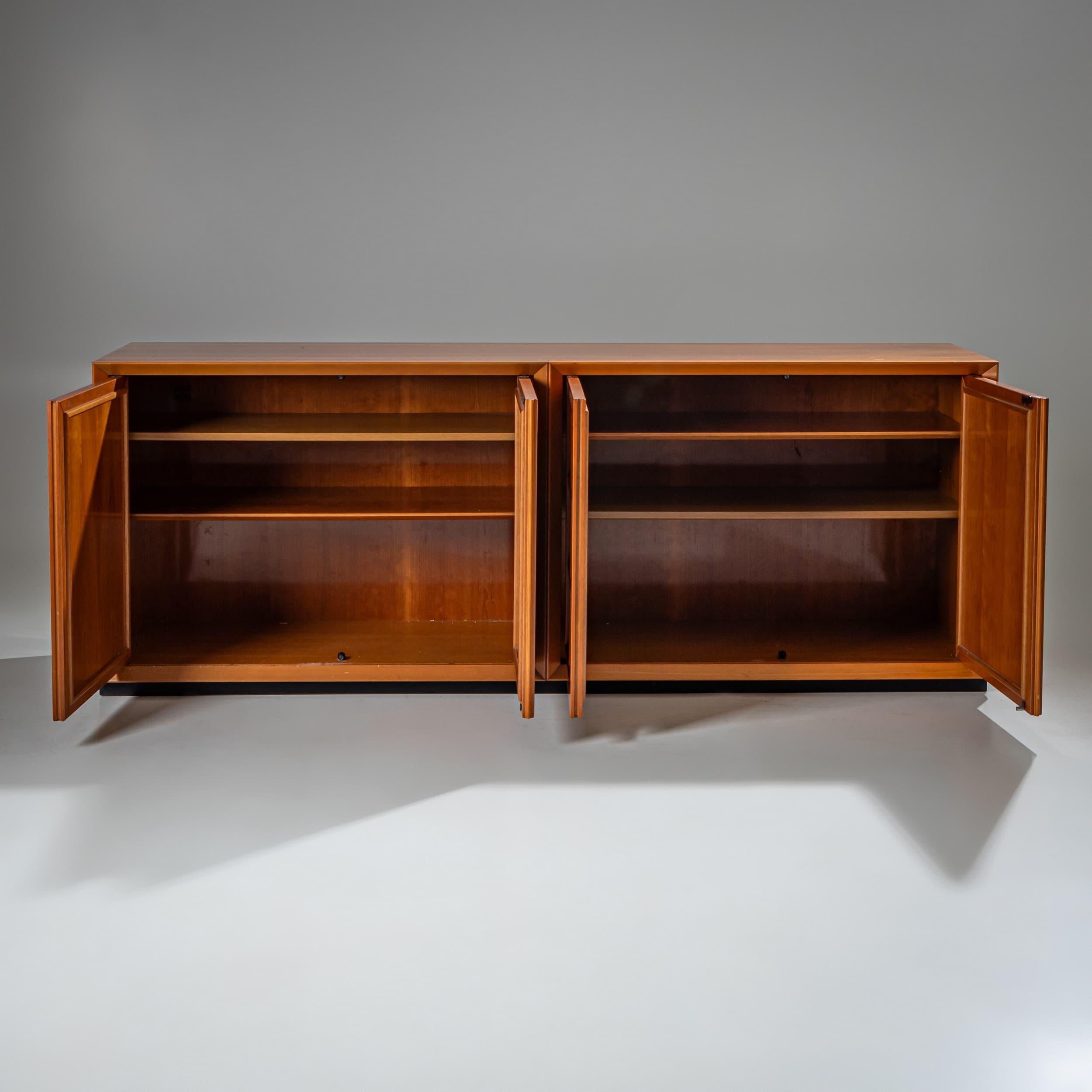 Aparador by Mobili i Caccia alla Volpe, Italia, 1970s Italiano en venta