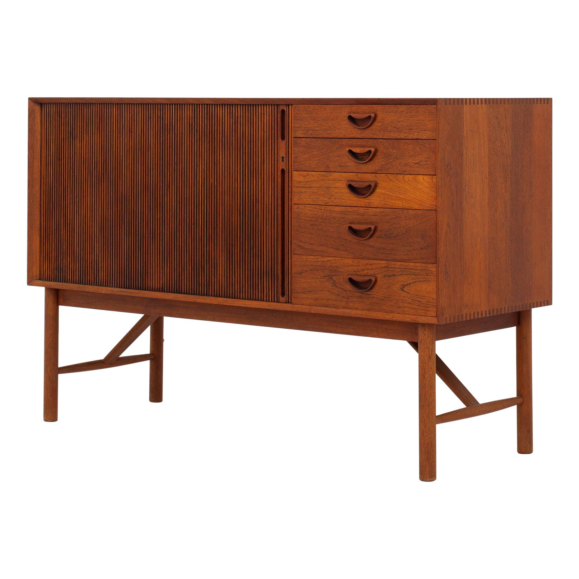 Roxy Klassik Furniture 1stdibs