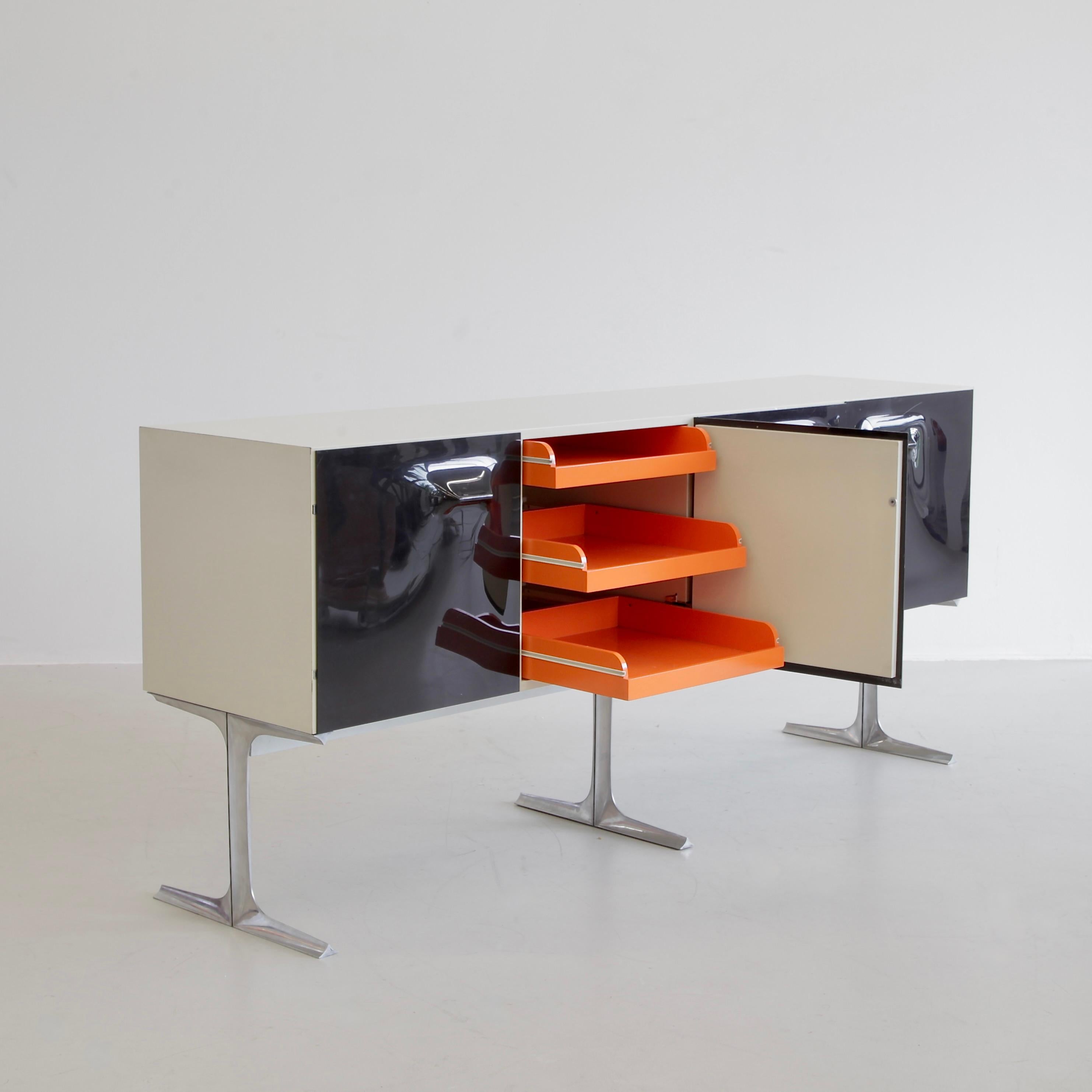 French Sideboard by Raymond Loewy, DF2000, 1969