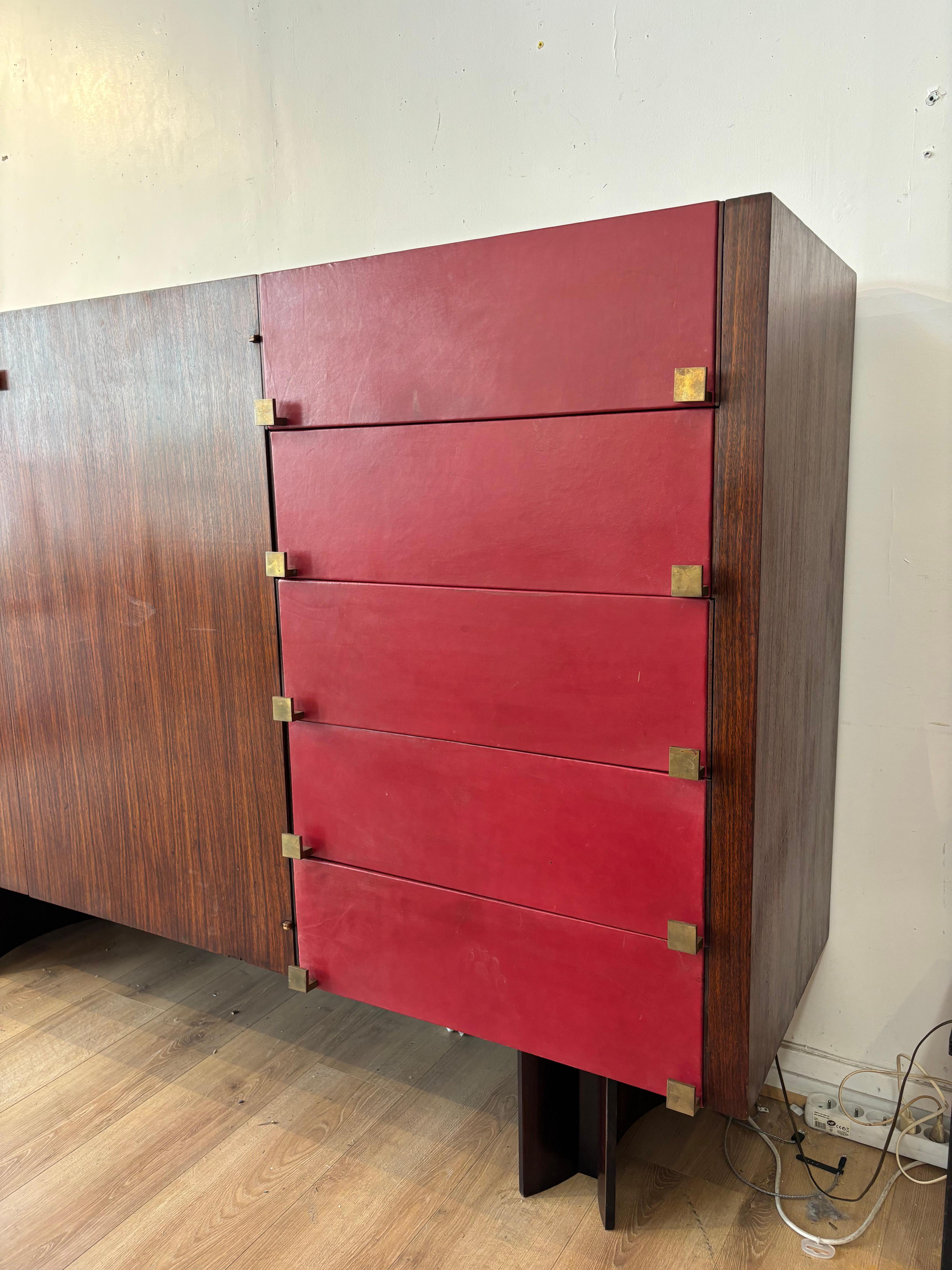 Sideboard von Roger Landault für Régy (Mitte des 20. Jahrhunderts) im Angebot