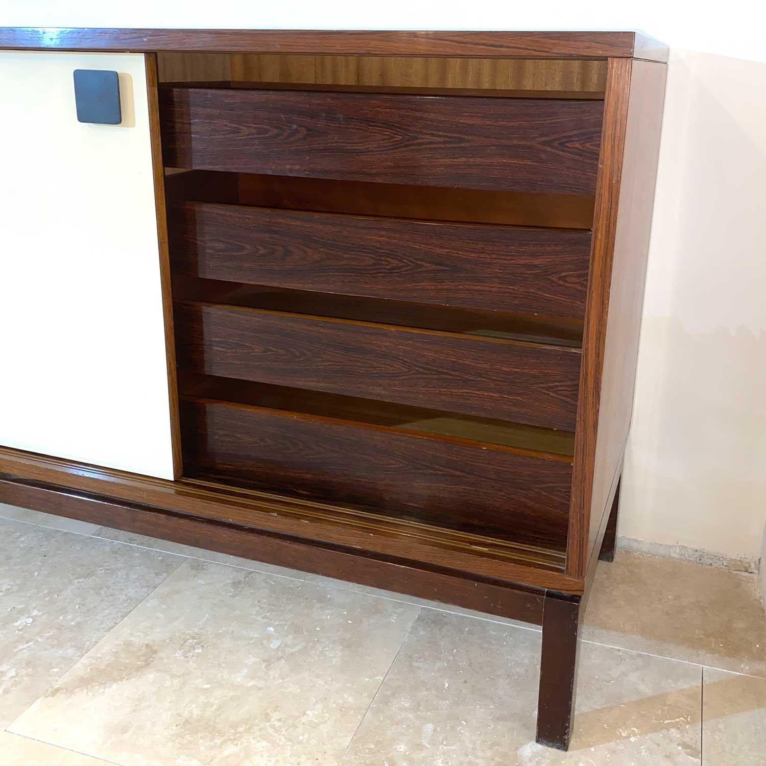 Italian sideboard by Tito Agnoli for La Linea furniture Italy For Sale
