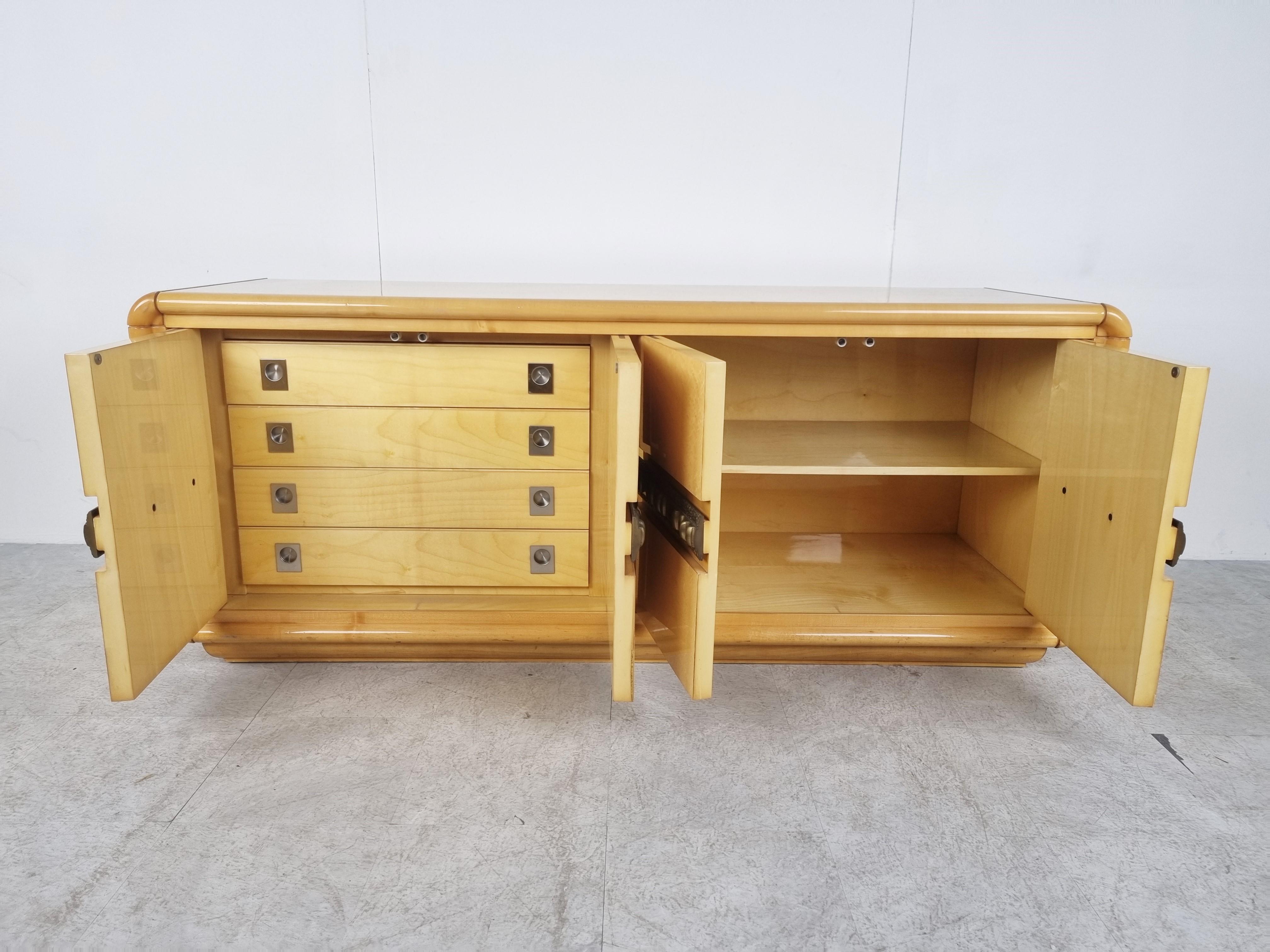 Sideboard Cabinet by Luciano Frigerio for Desio, 1970s 4