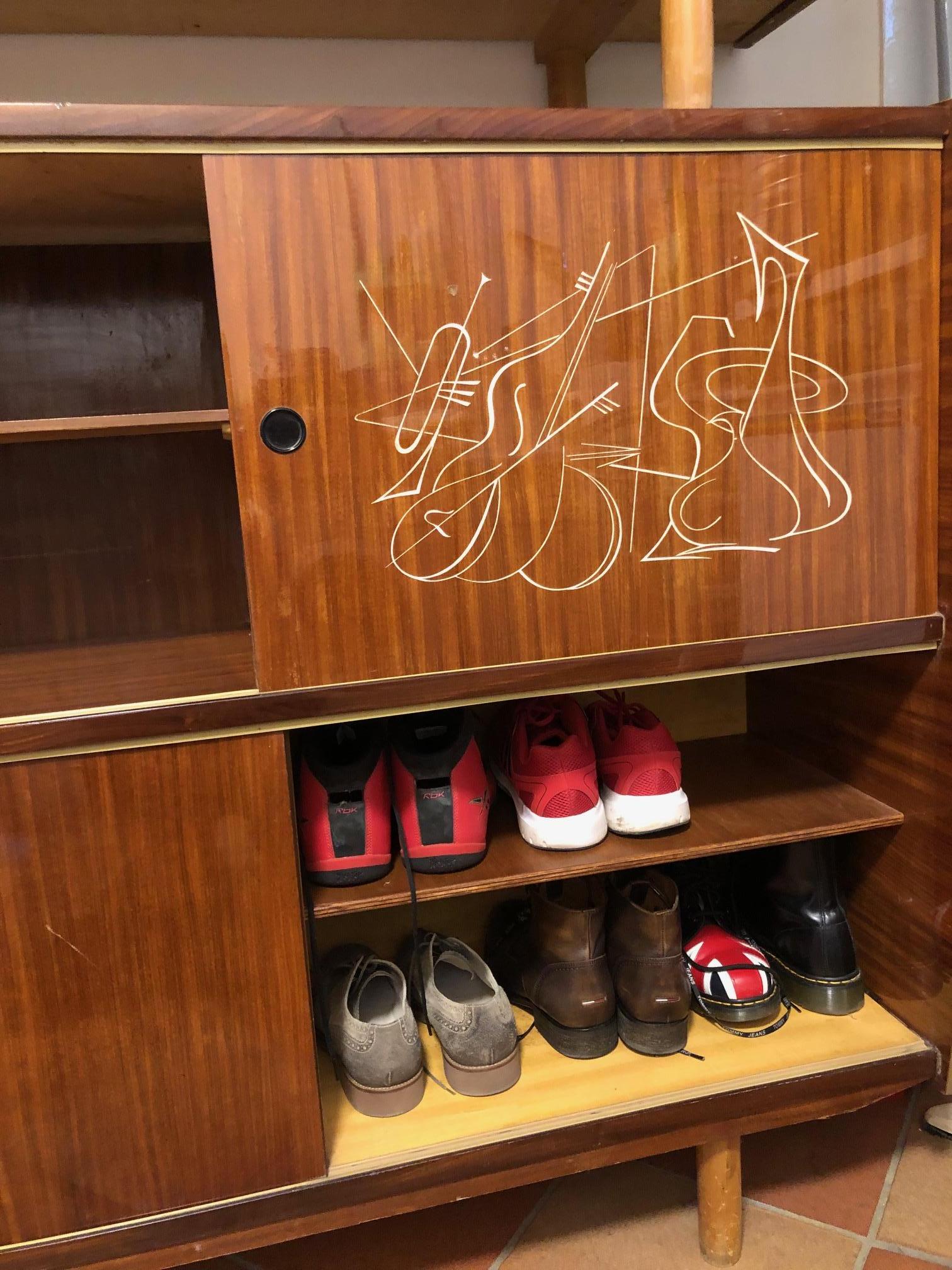 1950er Jahre Sideboard „Mettitutto“ aus den 1950er Jahren mit Schiebetüren Original, Toskana im Angebot 2