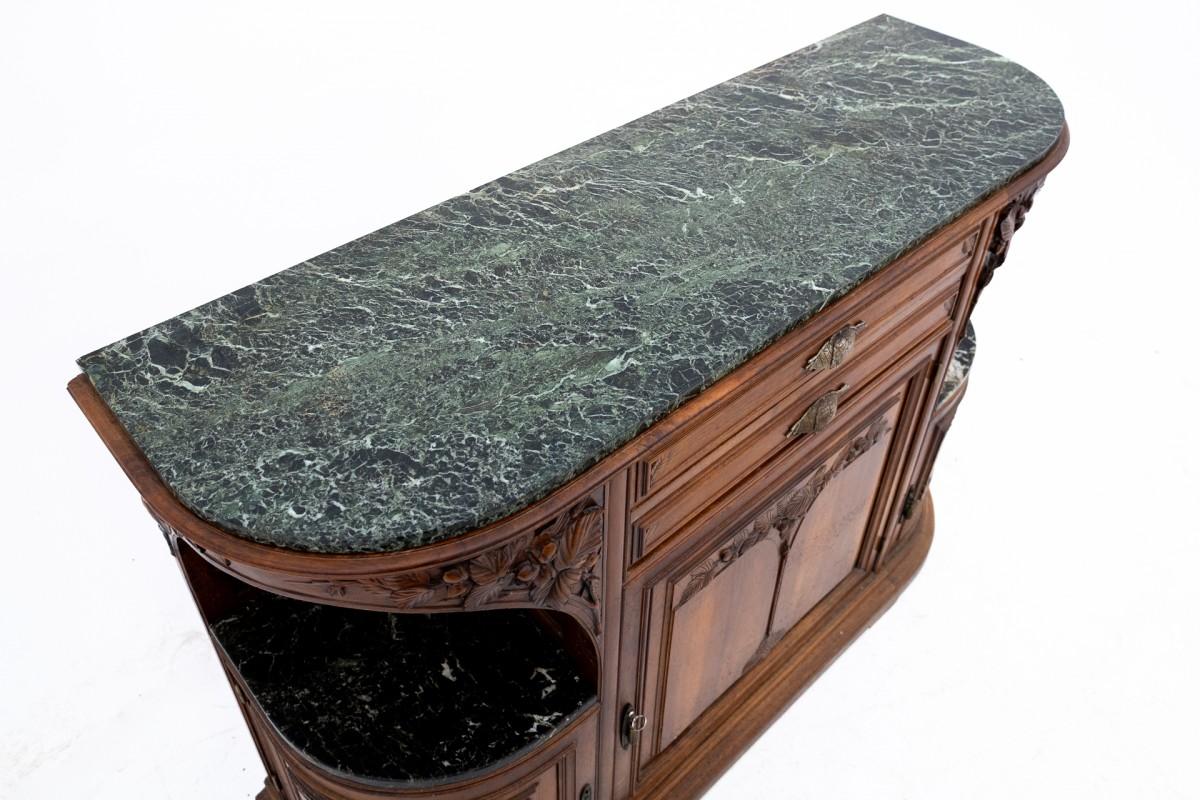 Sideboard chest of drawers with a marble top, France, circa 1910. 2