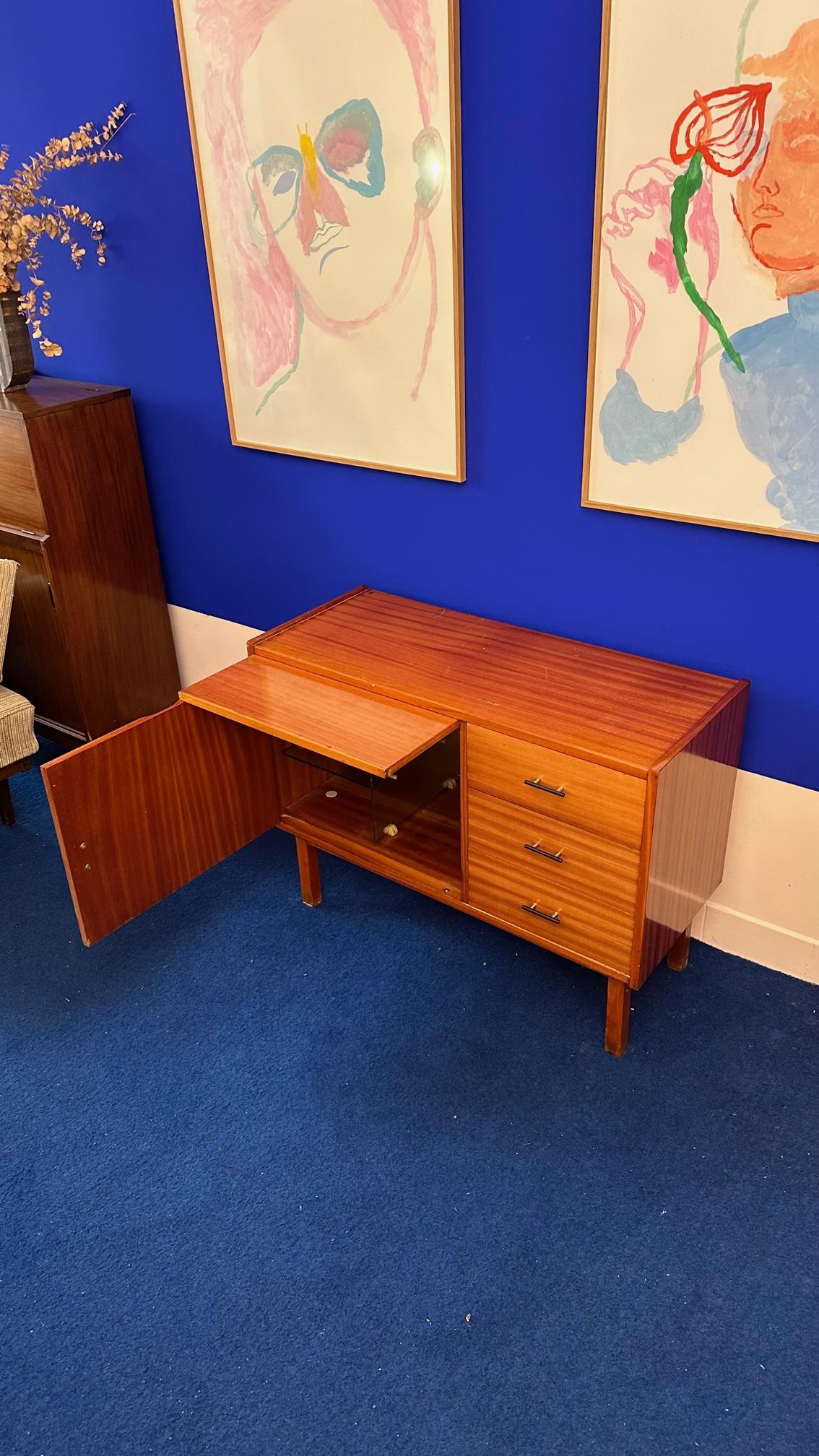 Sideboard Cocktail Cabinet from the 60's For Sale 1