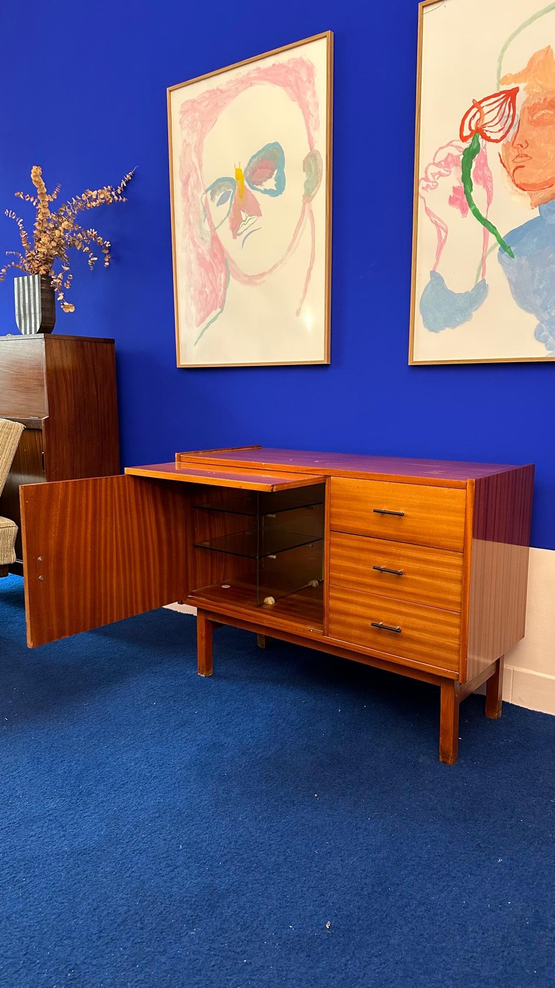 Sideboard Cocktail Cabinet from the 60's For Sale 2