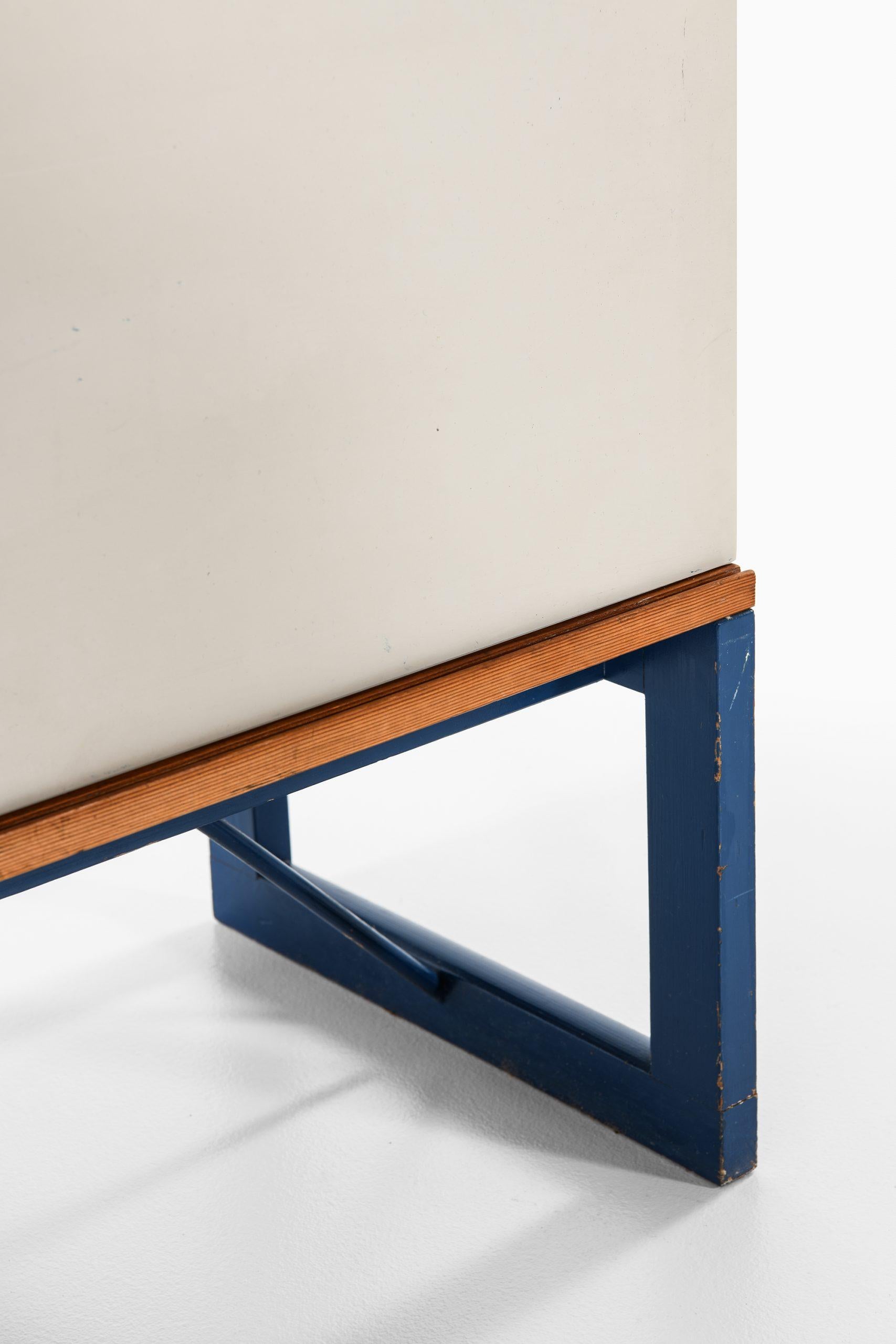 Mid-20th Century Sideboard / Console Table