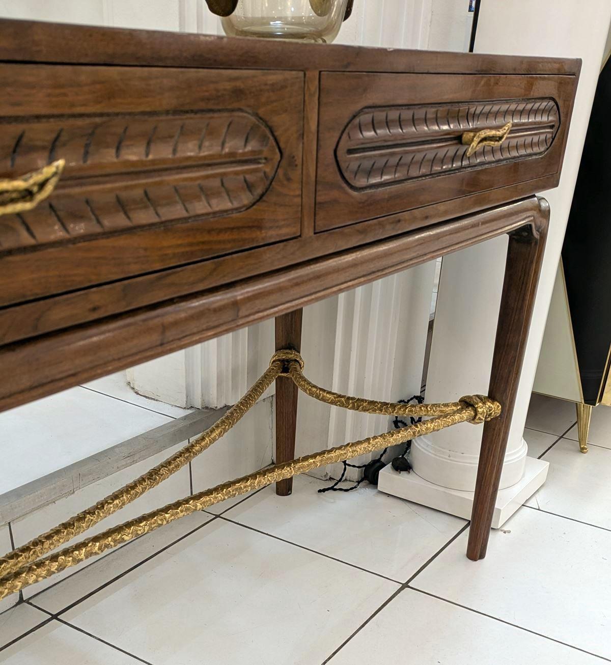 Credenza/console con 3 cassetti, 1940 circa, legno e bronzo In condizioni buone in vendita a Saint-Ouen, FR