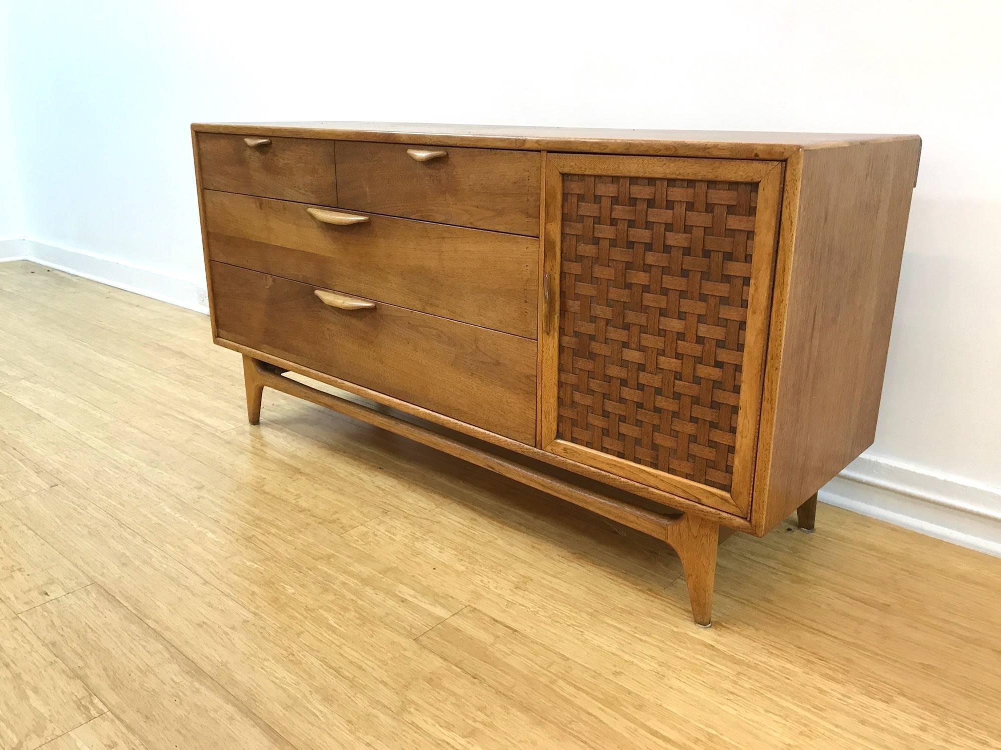 lane perception credenza