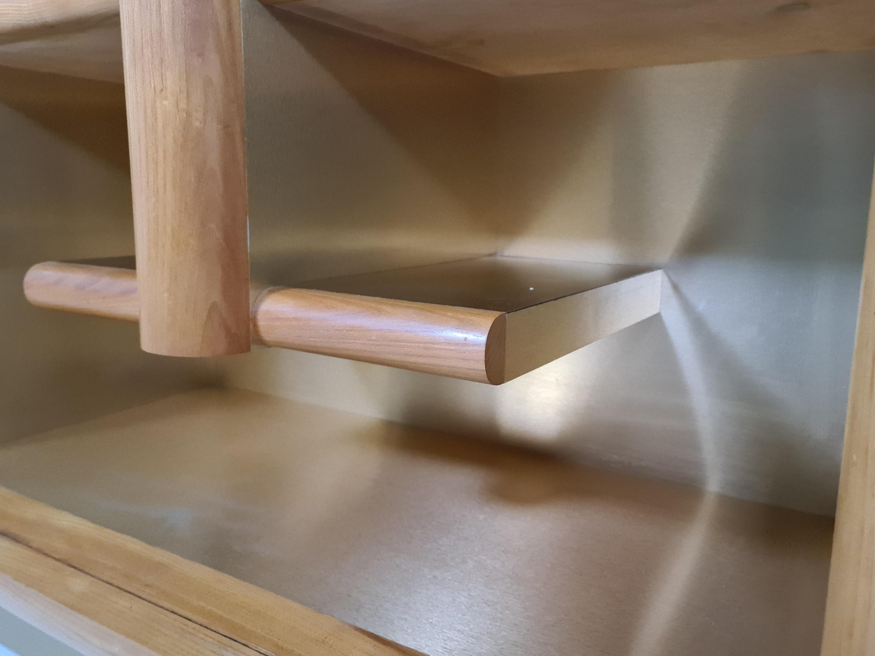 Credenza in Oak e ottone spazzolato, Italia, anni '70 in vendita 5