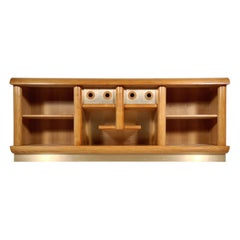 Aparador/Credenza en roble y latón cepillado, Italia, años 70