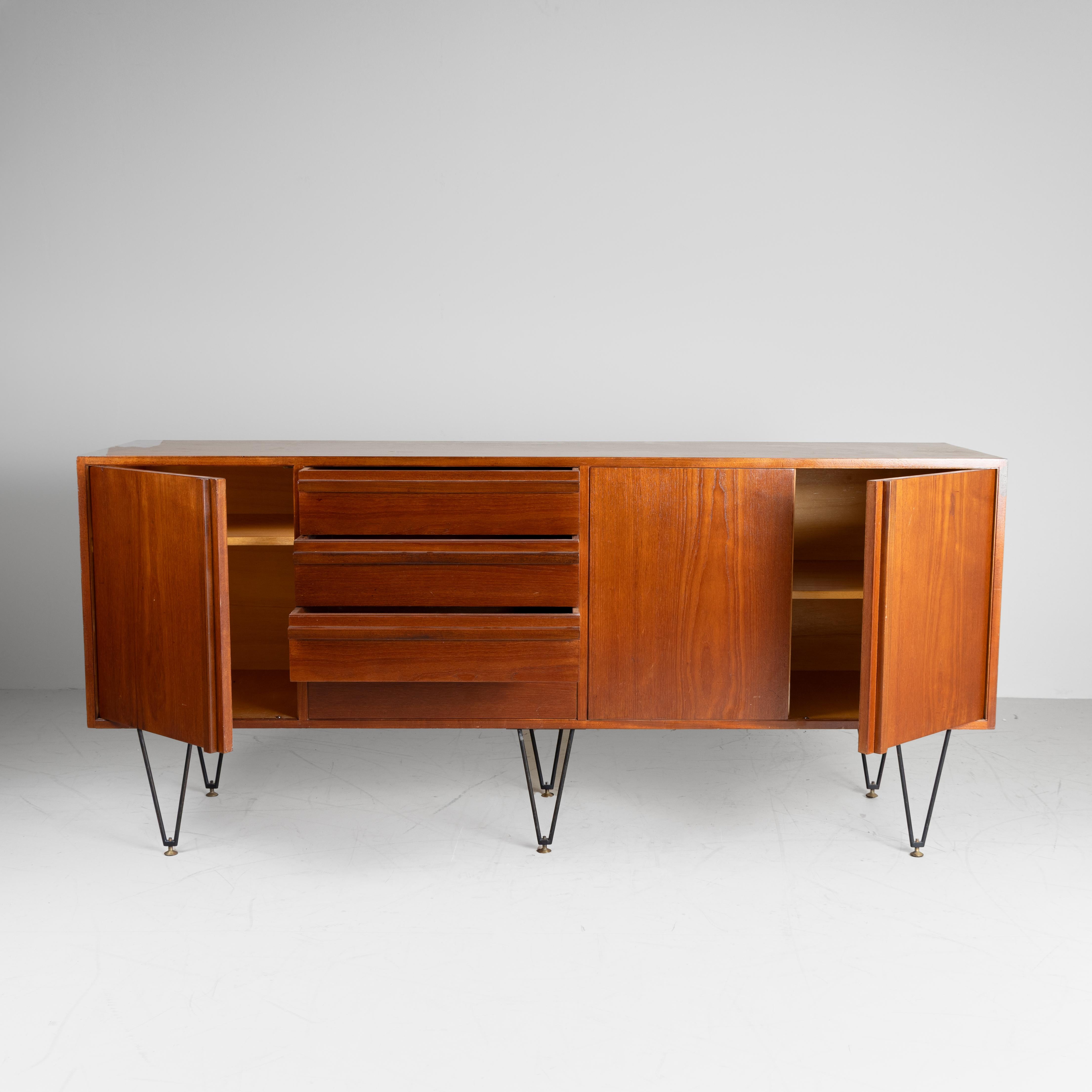 Aparador/Credenza, Manifattura Italiana, 1960 en Bueno estado para la venta en Milano, Lombardia