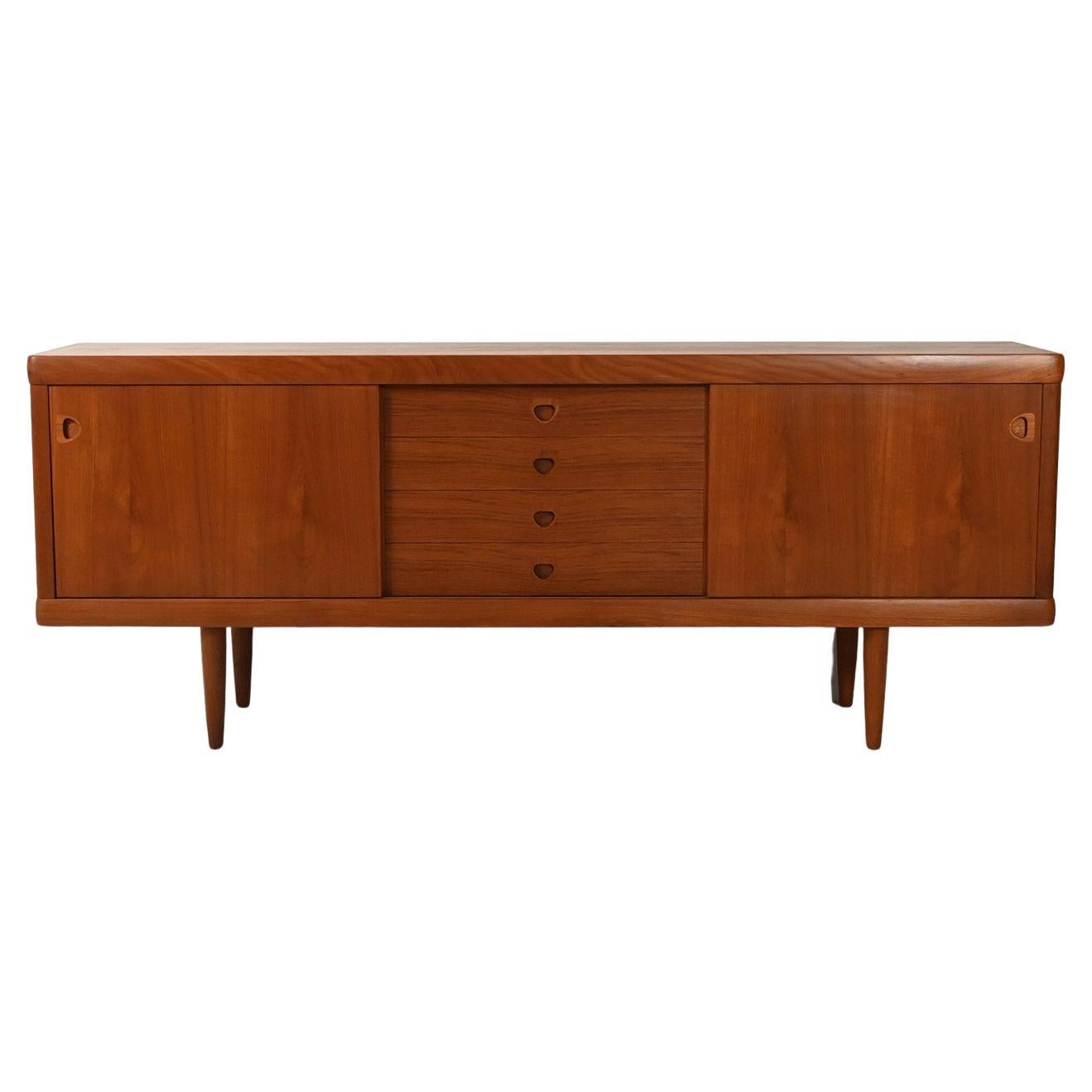 Sideboard danese H. W. Klein per Bramin in vendita