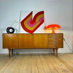 Dänisches Sideboard aus Teakholz im skandinavisch-modernen Stil, 1960er Jahre