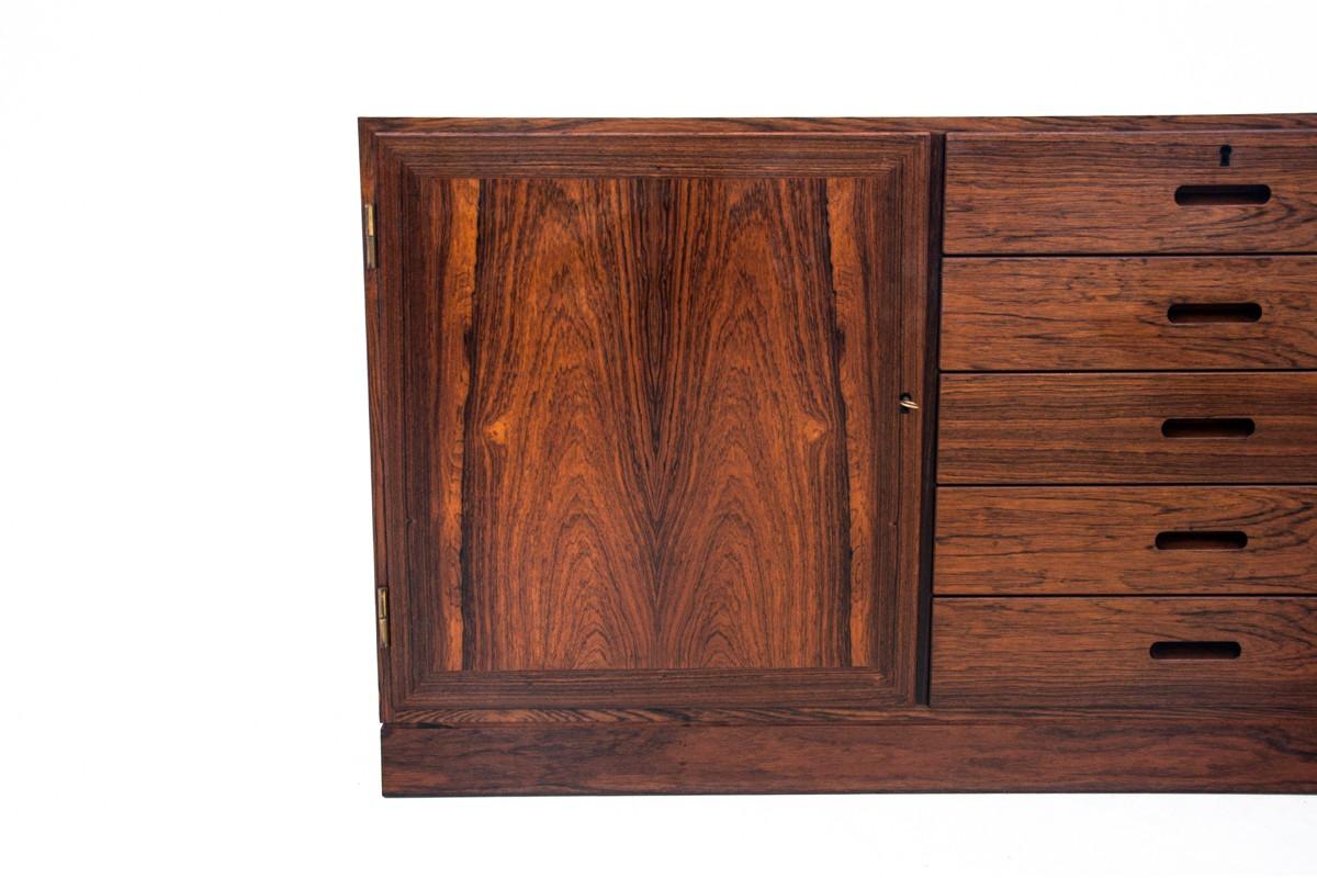 Sideboard, Danish Design by Kai Winding for Hundevad & Co, circa 1960 For Sale 4