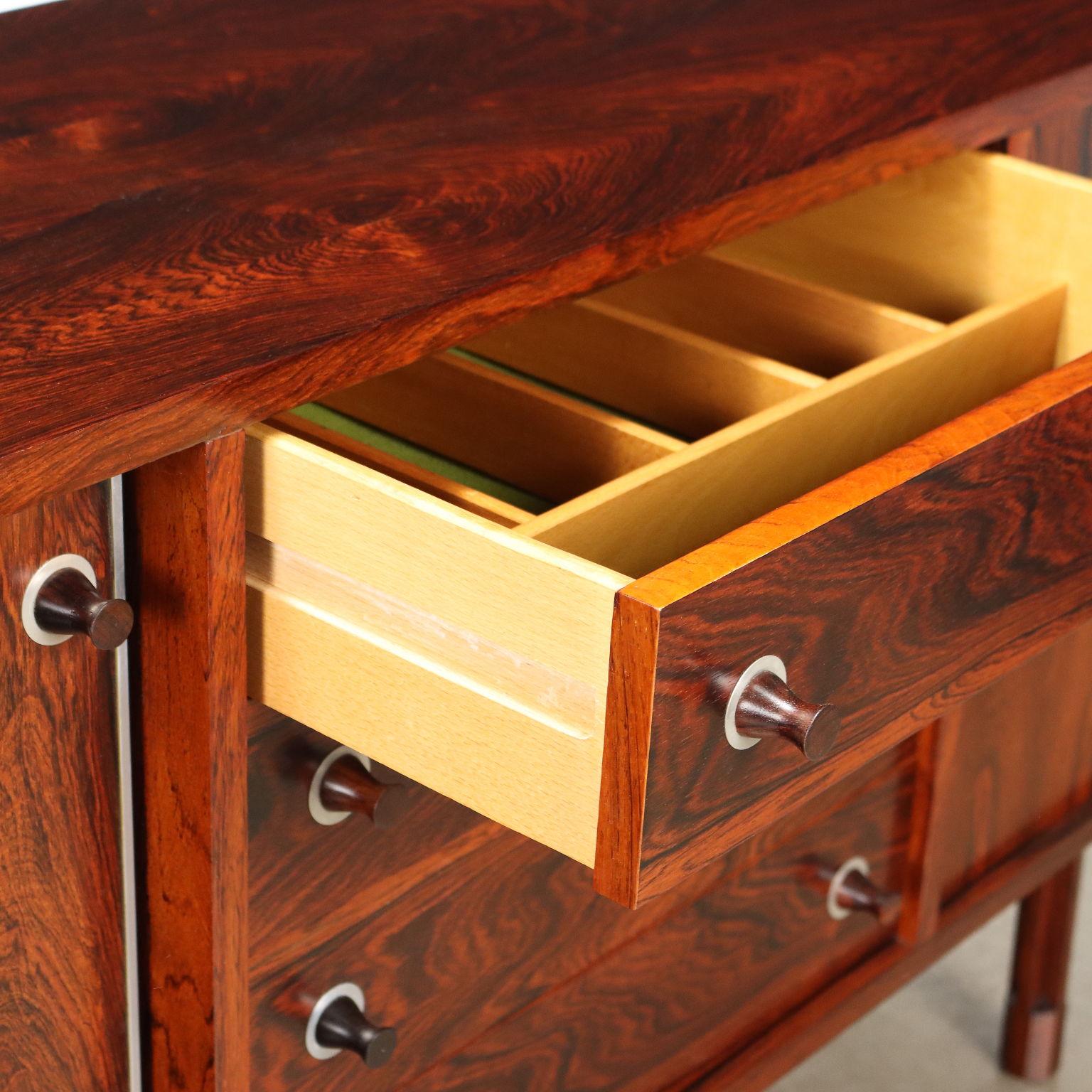 Mid-Century Modern Buffet des années 1960 du centre en vente