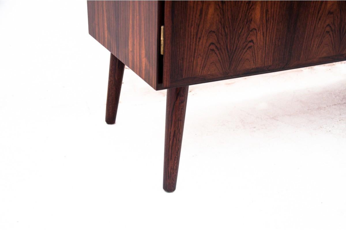 Enfilade conçu par Gunni Omann, Danemark, années 1960, restauré en vente 4