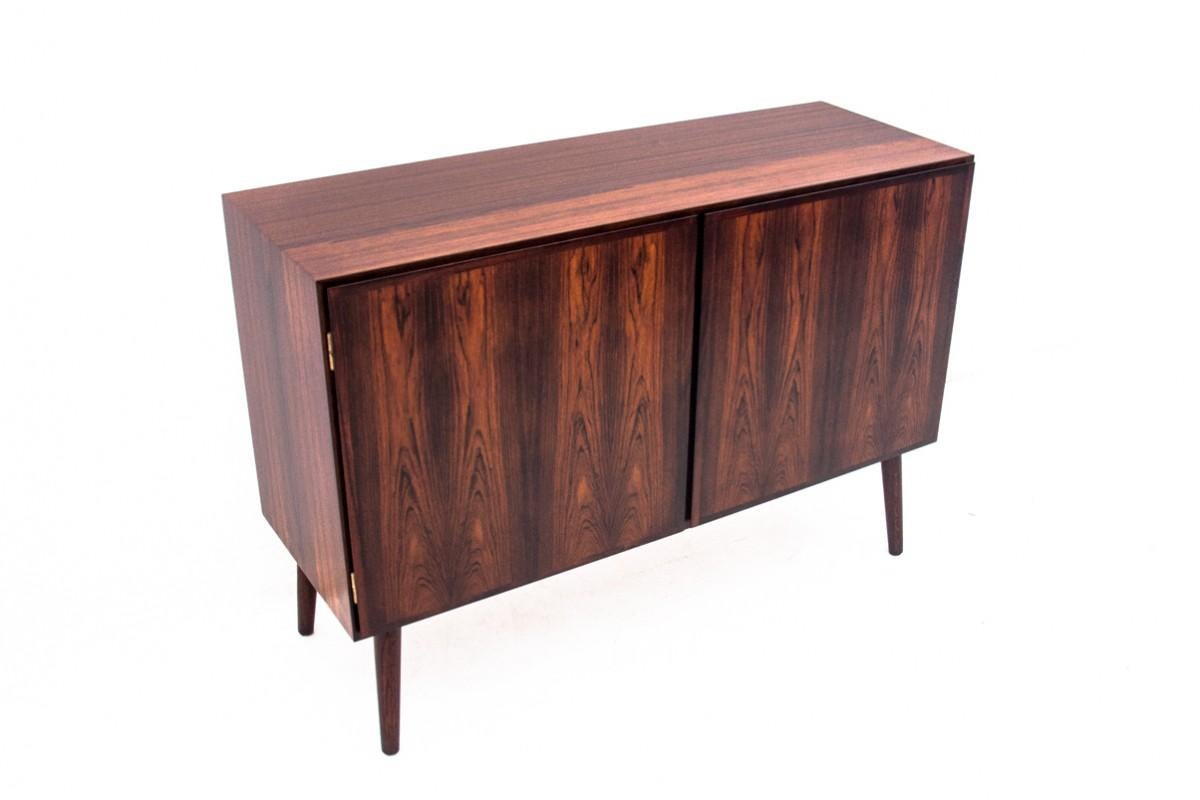 Scandinave moderne Enfilade conçu par Gunni Omann, Danemark, années 1960, restauré en vente