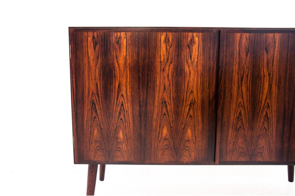 Enfilade conçu par Gunni Omann, Danemark, années 1960, restauré en vente 2