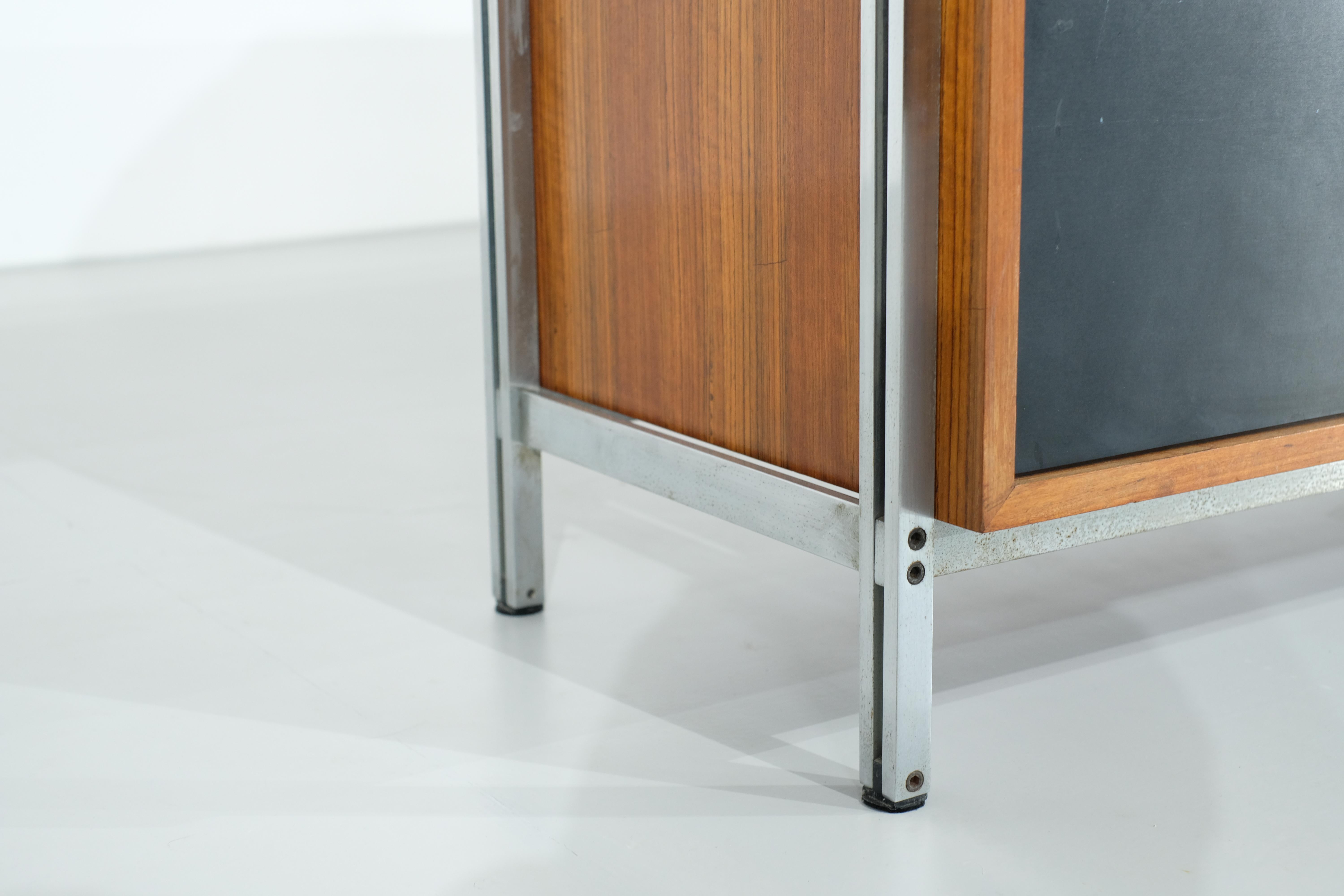 Belge Enfilade DG190 de Jules Wabbes pour Le Mobilier Universel - années 1960 en vente