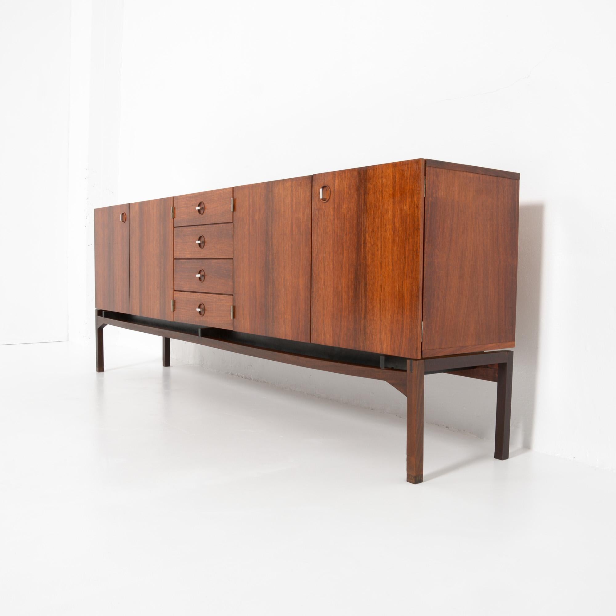 Sideboard Europ by Pieter De Bruyne for V-form In Good Condition In Vlimmeren, BE