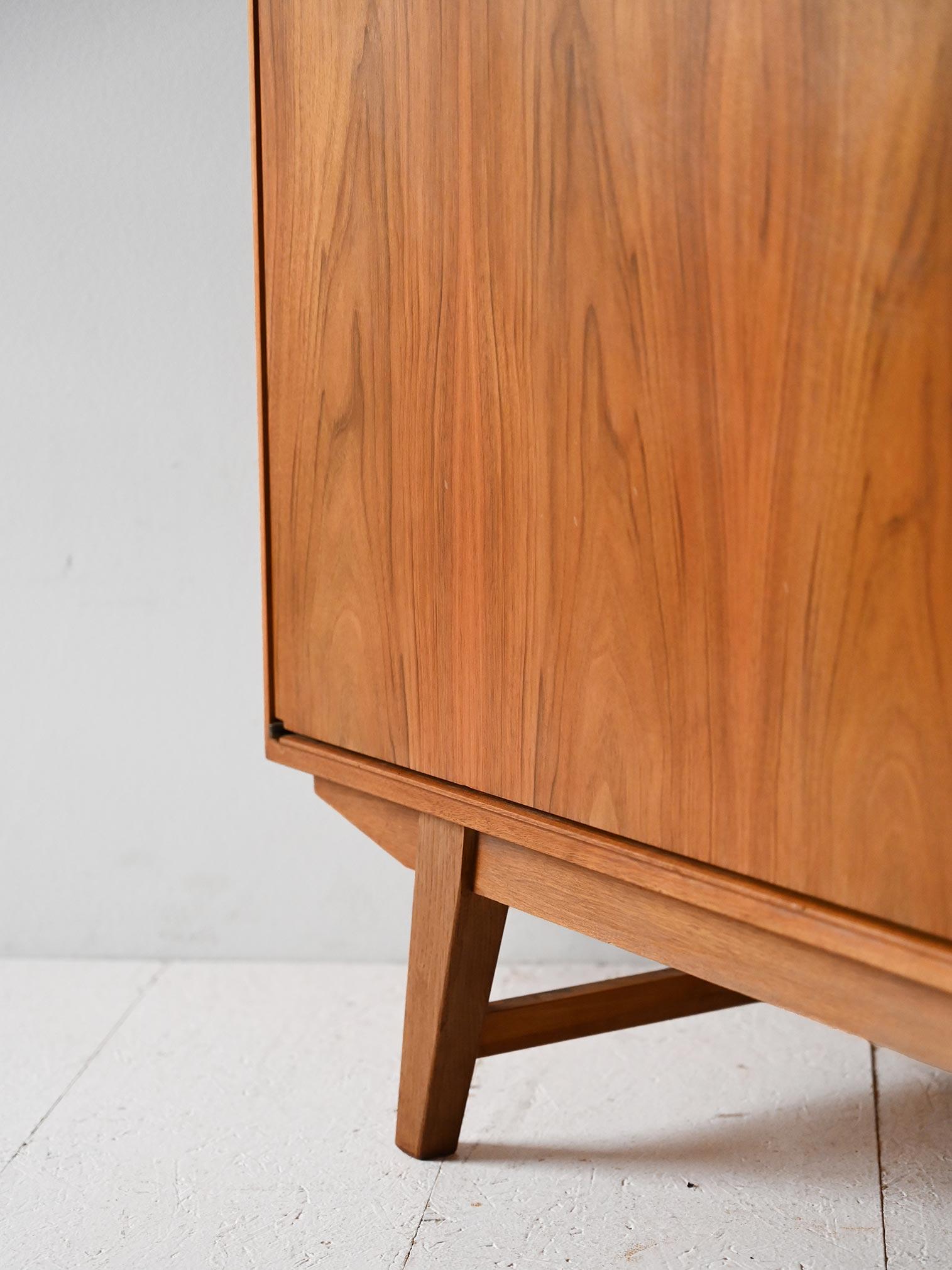Buffet Facett Bodafors en noyer vintage en vente 1