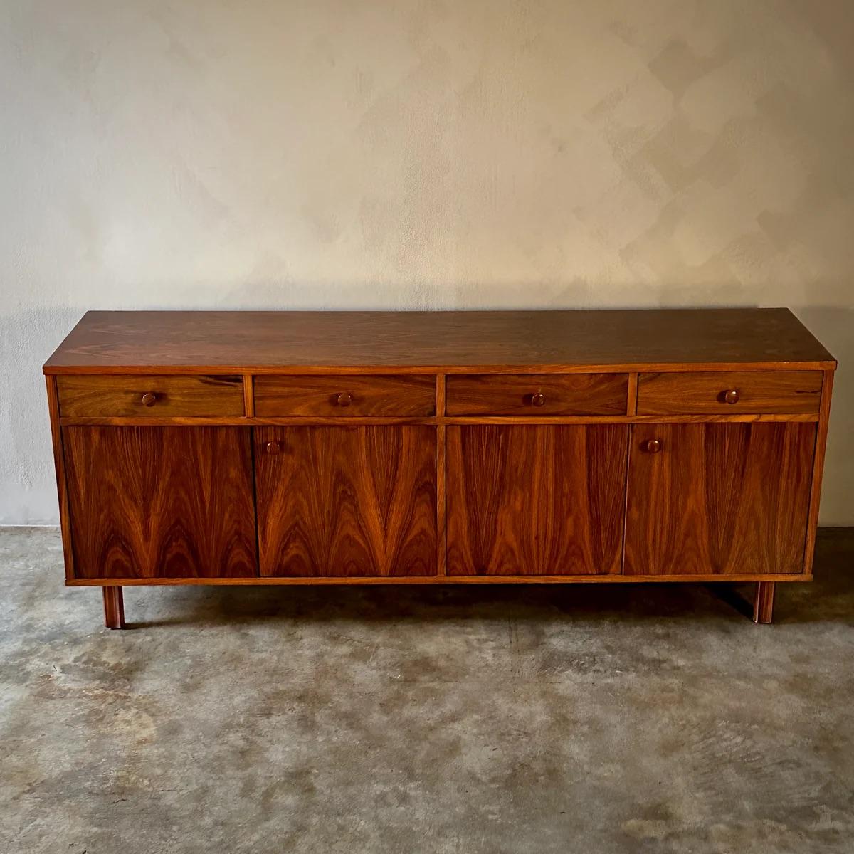 Sideboard In Good Condition For Sale In Los Angeles, CA