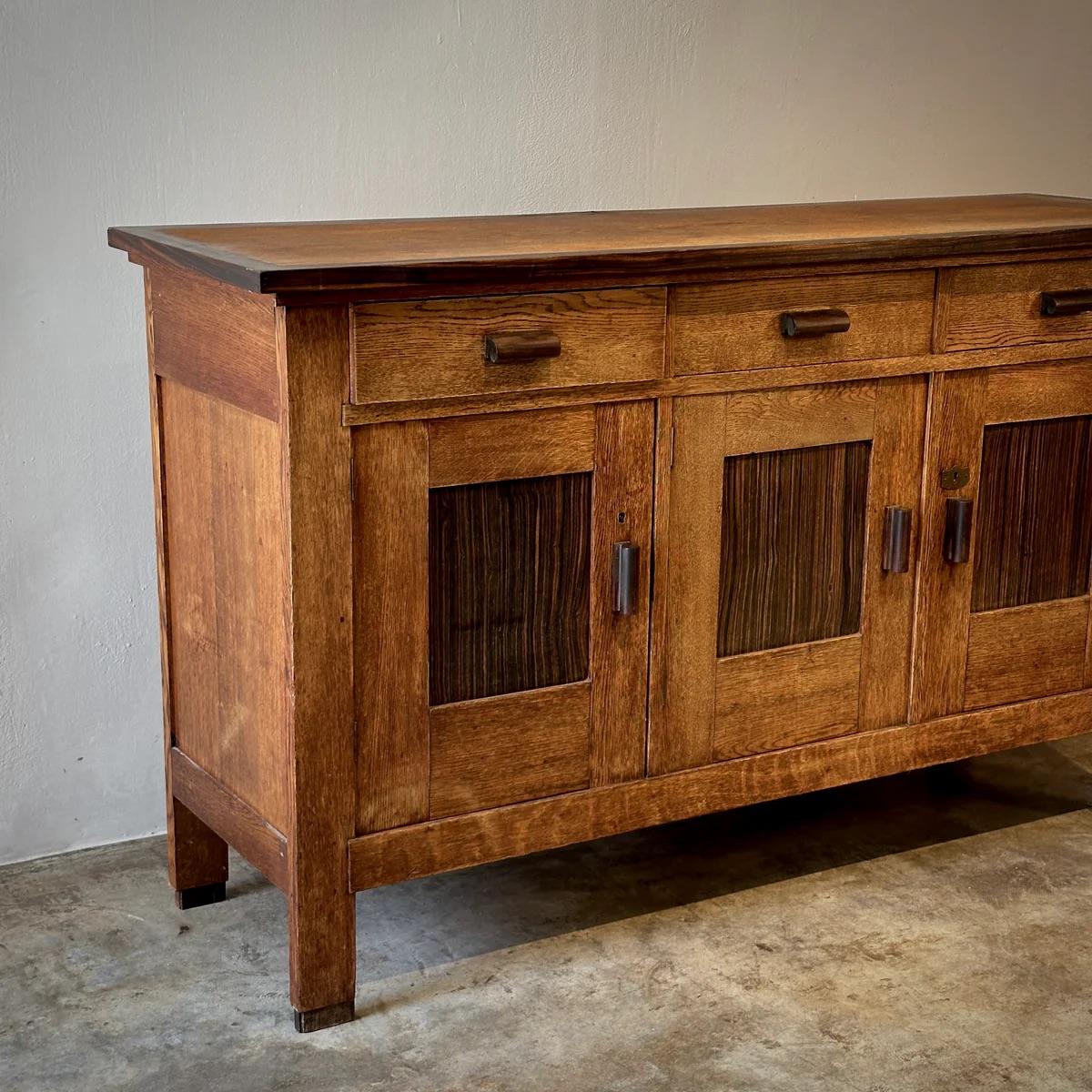 Sideboard In Good Condition For Sale In Los Angeles, CA