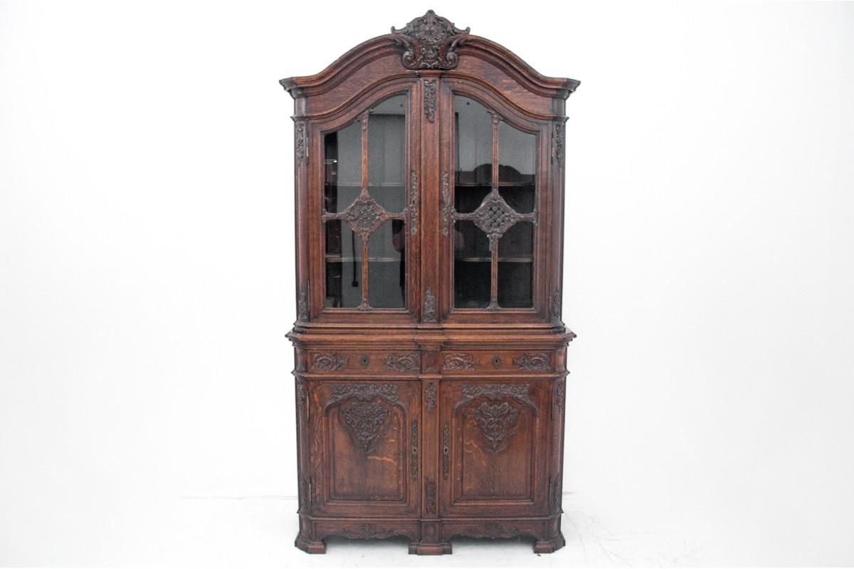 Sideboard, France, circa 1880.

Very good condition.

wood: oak

dimensions: height: 244 cm, width: 133 cm, depth: 55 cm.