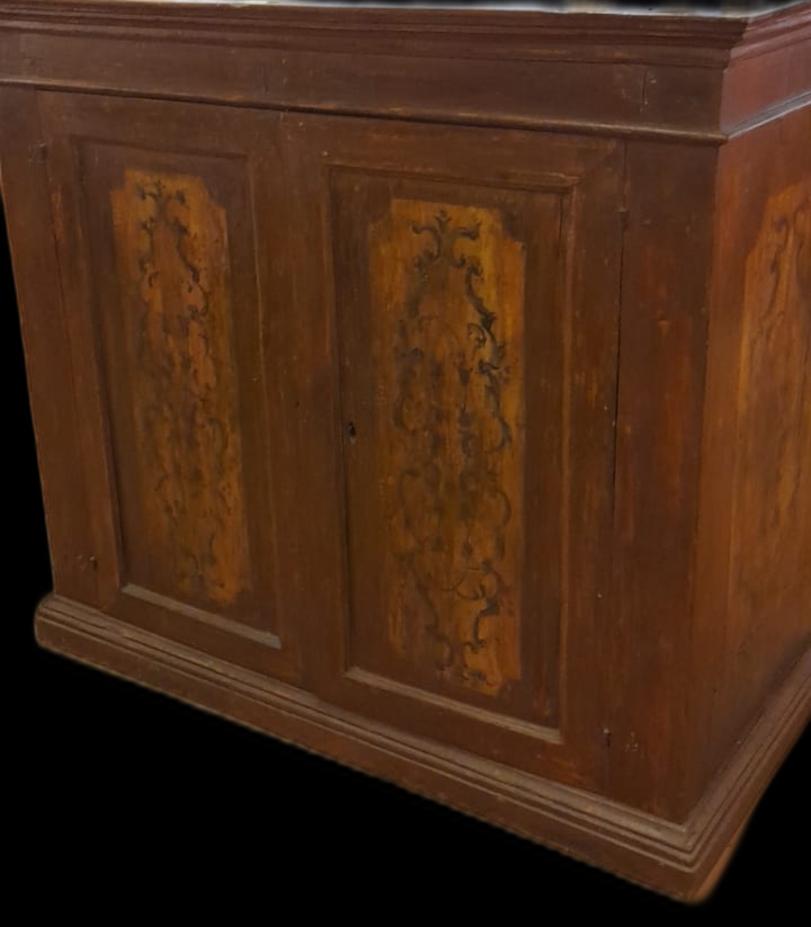 Italian Sideboard from the 1600s Lacquered and Painted in Tempera For Sale