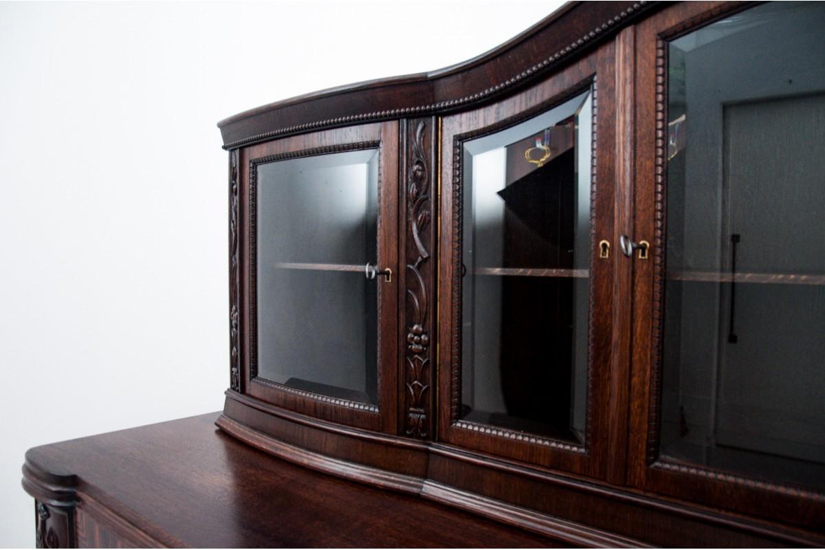 Sideboard from the Interwar Period, After Renovation In Good Condition For Sale In Chorzów, PL