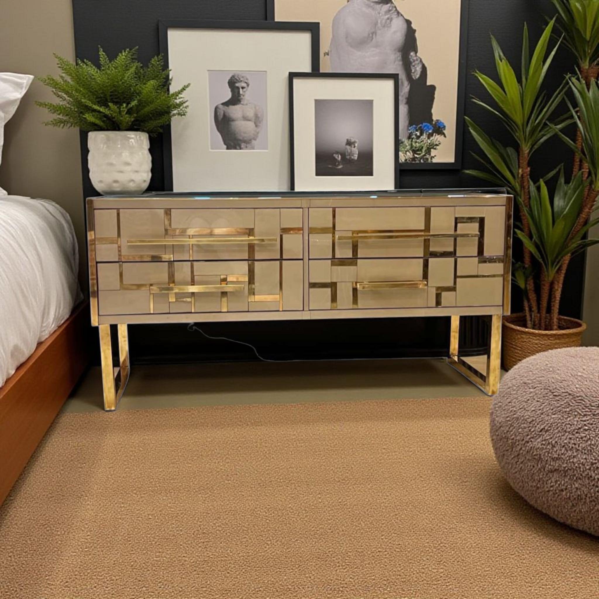 Sideboard Gold und Messing Glas Designer Justfurnituress Custom Handmade (Handgefertigt) im Angebot