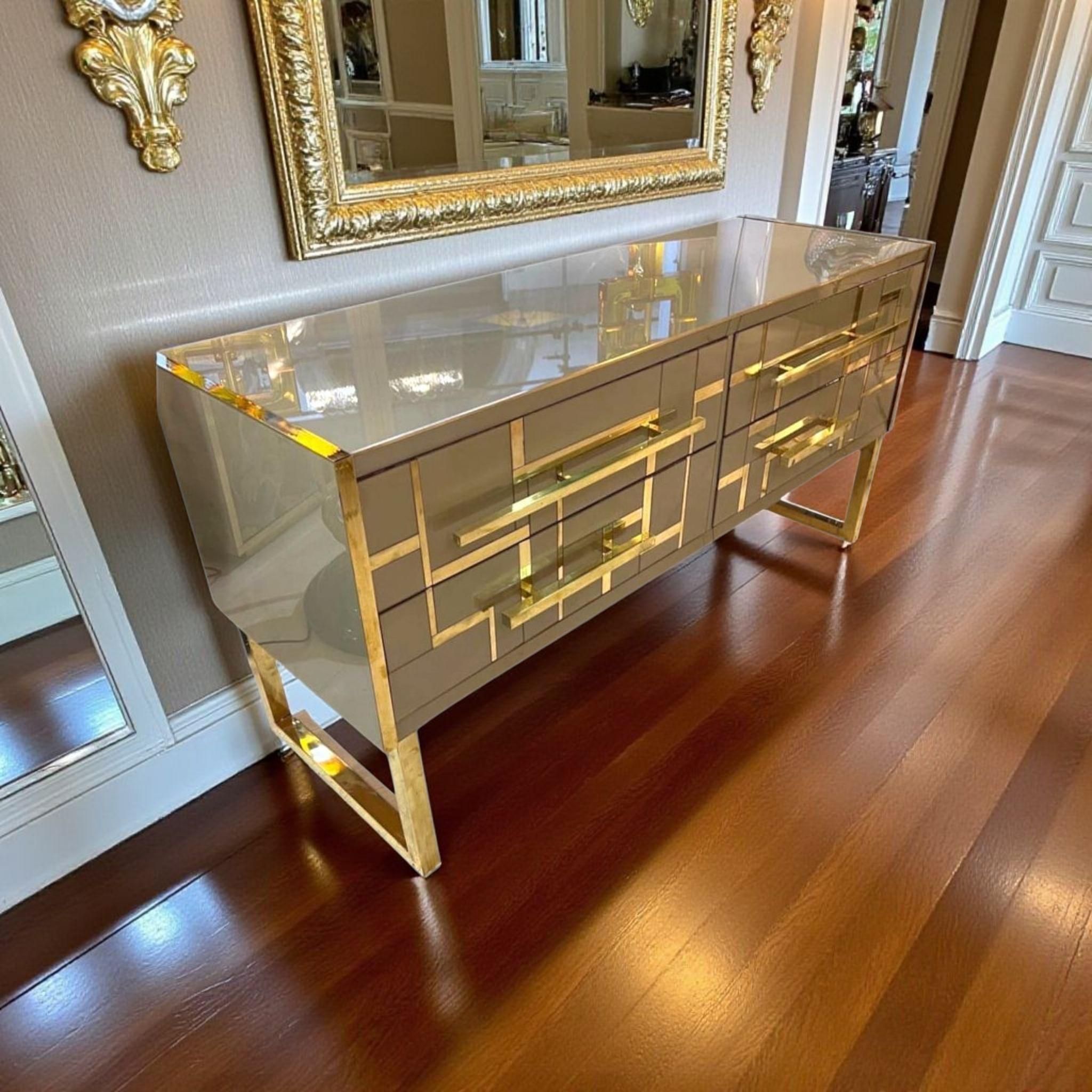 Sideboard Gold und Messing Glas Designer Justfurnituress Custom Handmade im Angebot 1