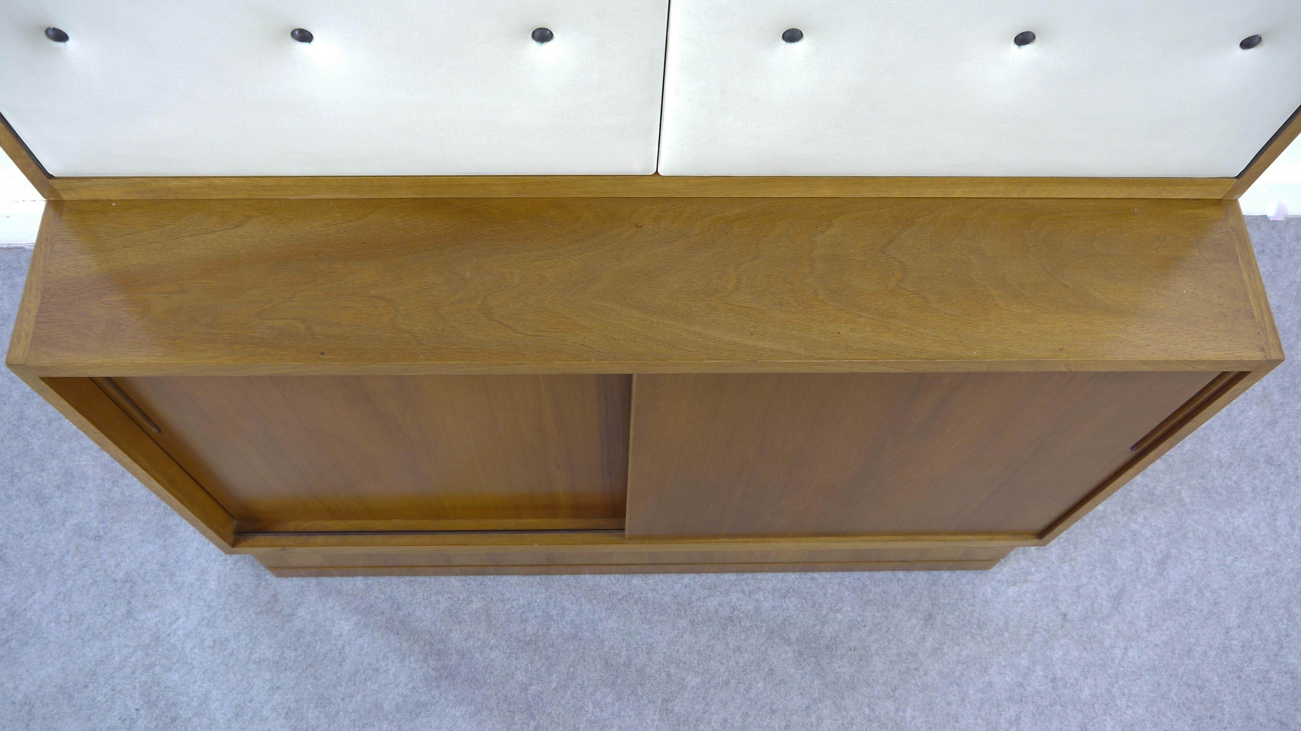 Sideboard-Highboard with Bar by Franz Ehrlich for DW Hellerau, Bauhaus In Good Condition For Sale In Halle, DE