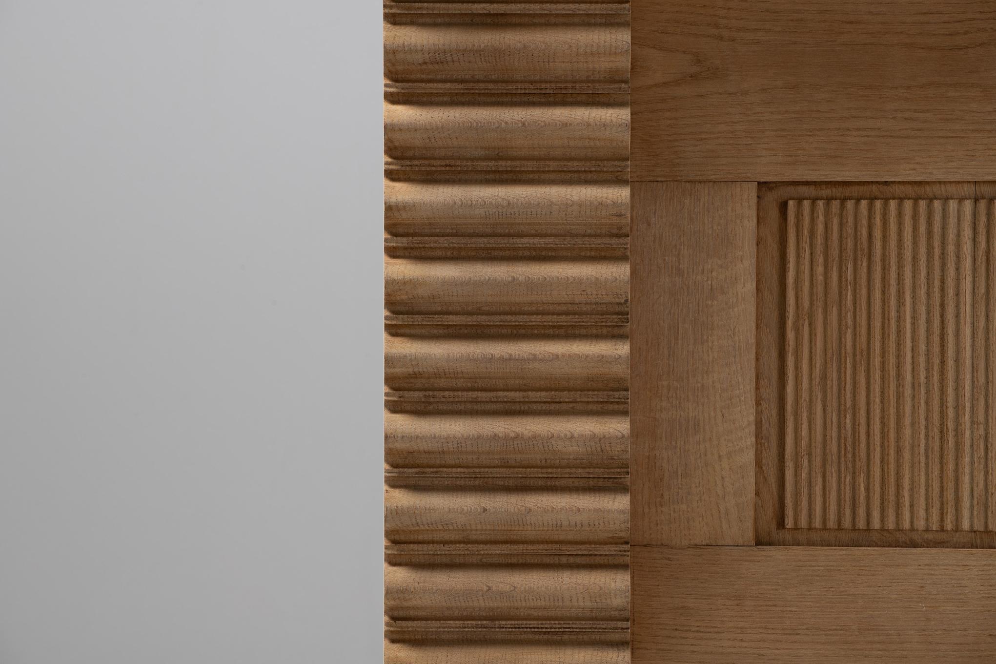 Sideboard in Fluted Oak and Iron, France, 1950s im Zustand „Gut“ im Angebot in Kaštel Sućurac, Splitsko-dalmatinska županija