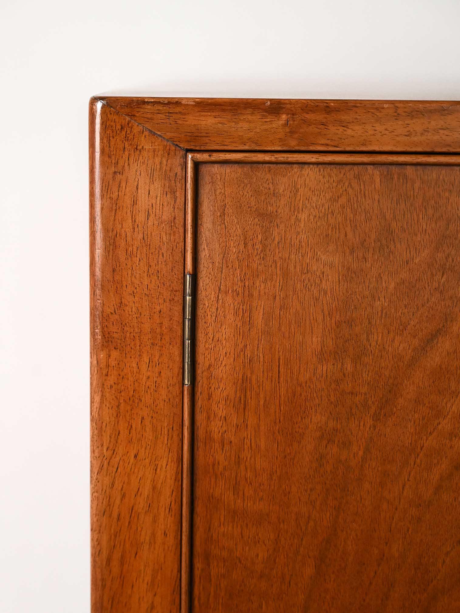 Nutwood Walnut sideboard from the 1940s For Sale