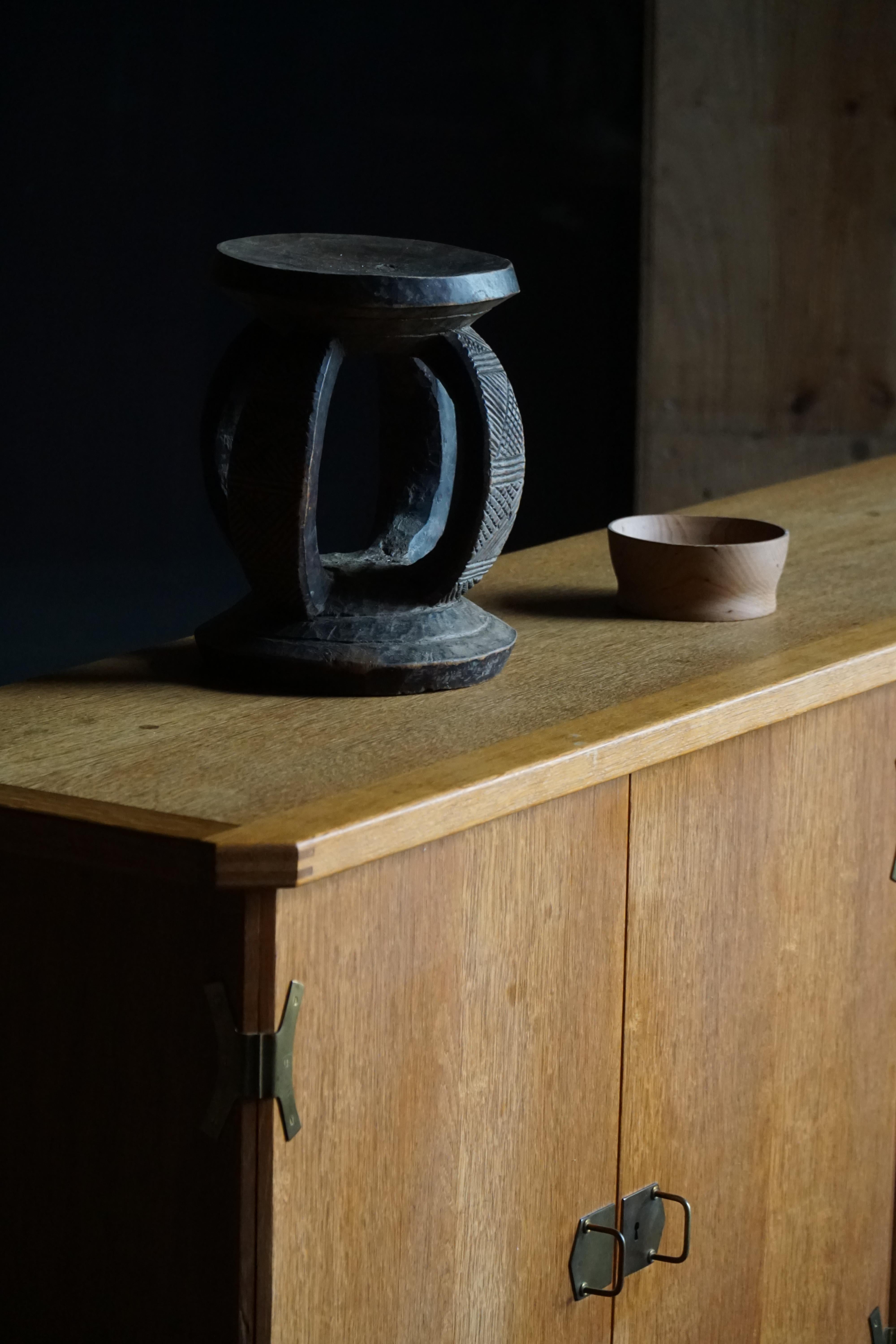 20ième siècle Sideboard in Oak & Brass by Henning Kjærnulf, Danish Mid Century Modern, 1960s en vente