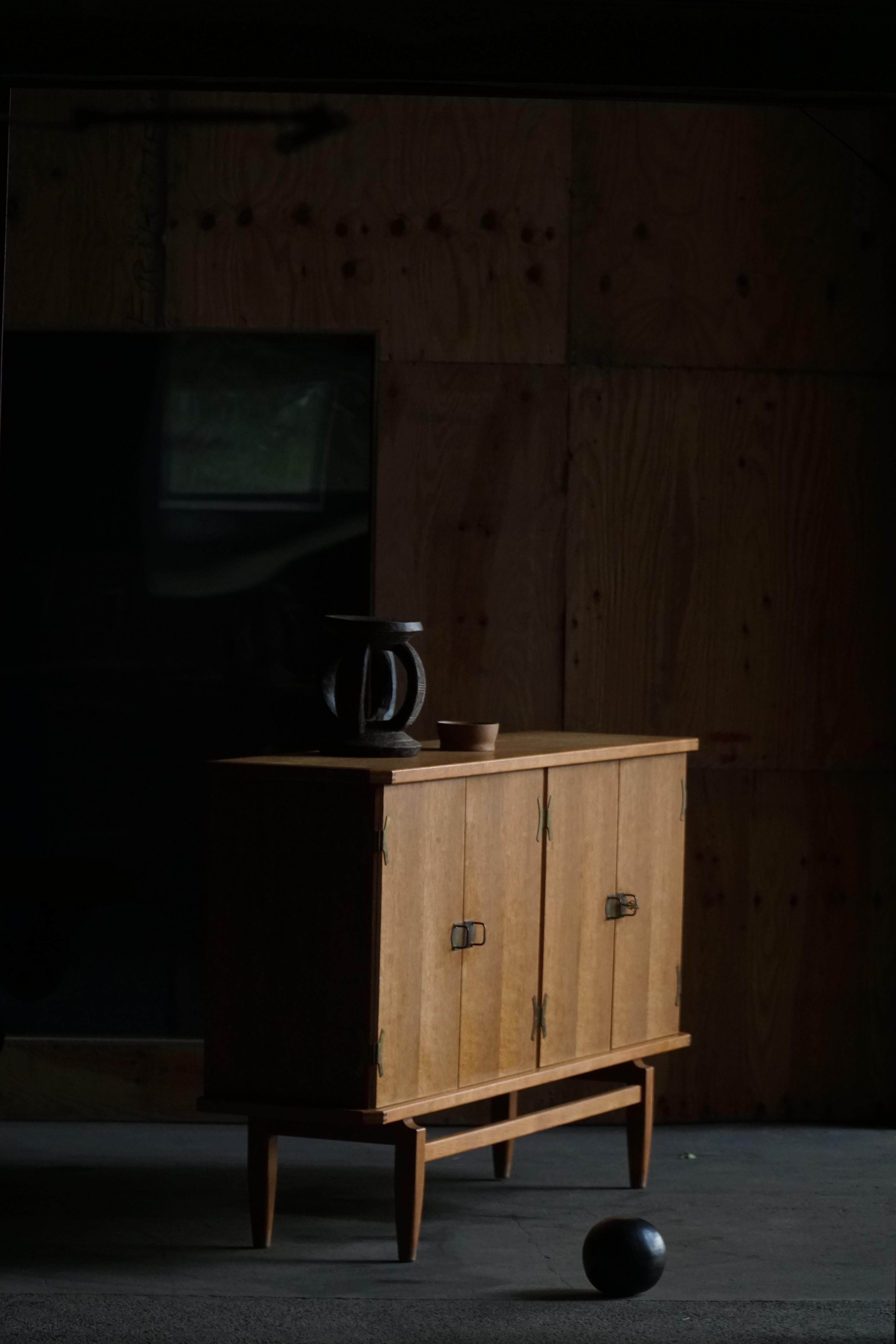 Sideboard in Oak & Brass by Henning Kjærnulf, Danish Mid Century Modern, 1960s en vente 1
