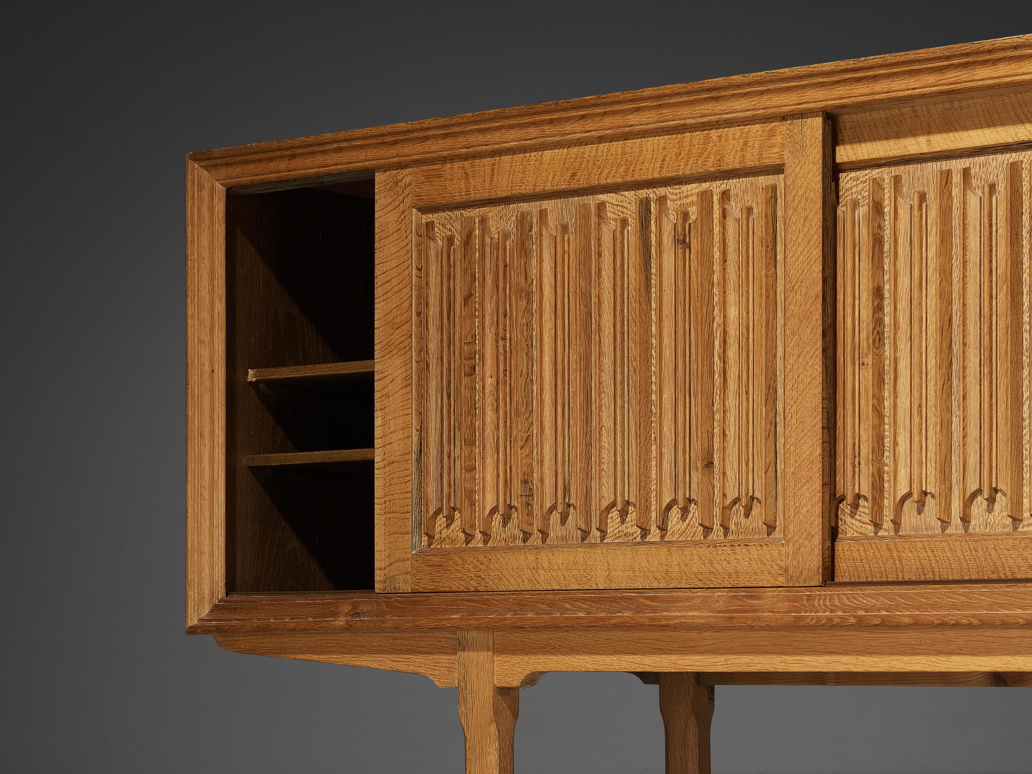 Sideboard aus Eiche von dänischem Schreiner (Eichenholz)